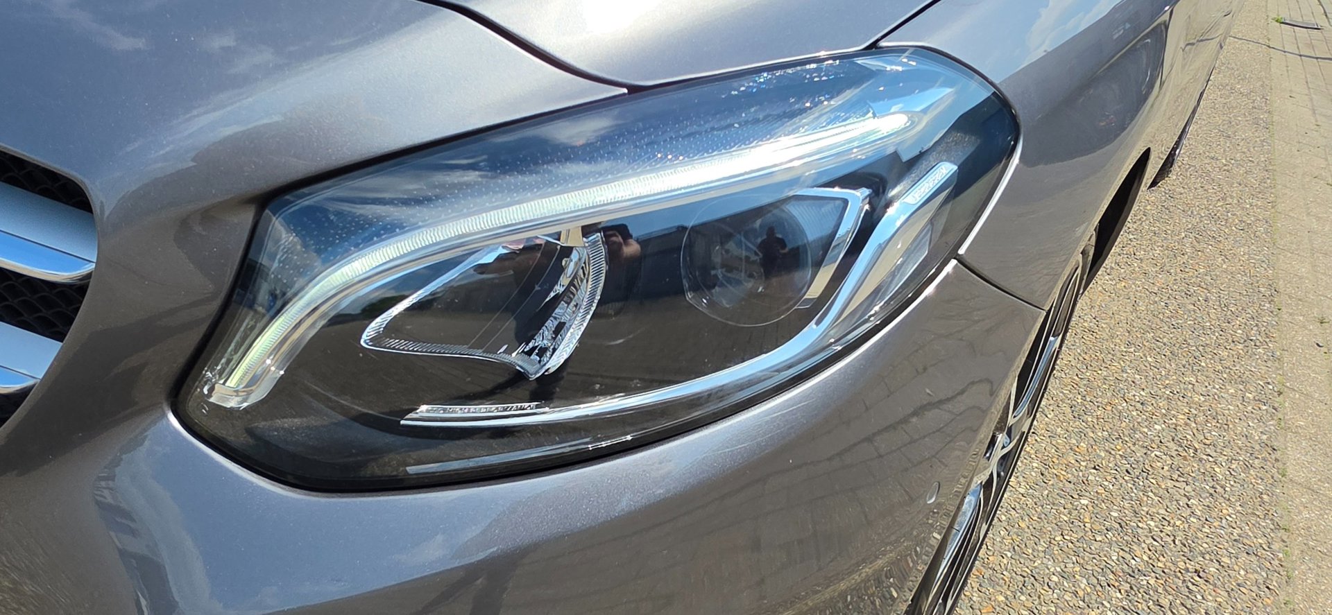 Foto van Mercedes-Benz B 250