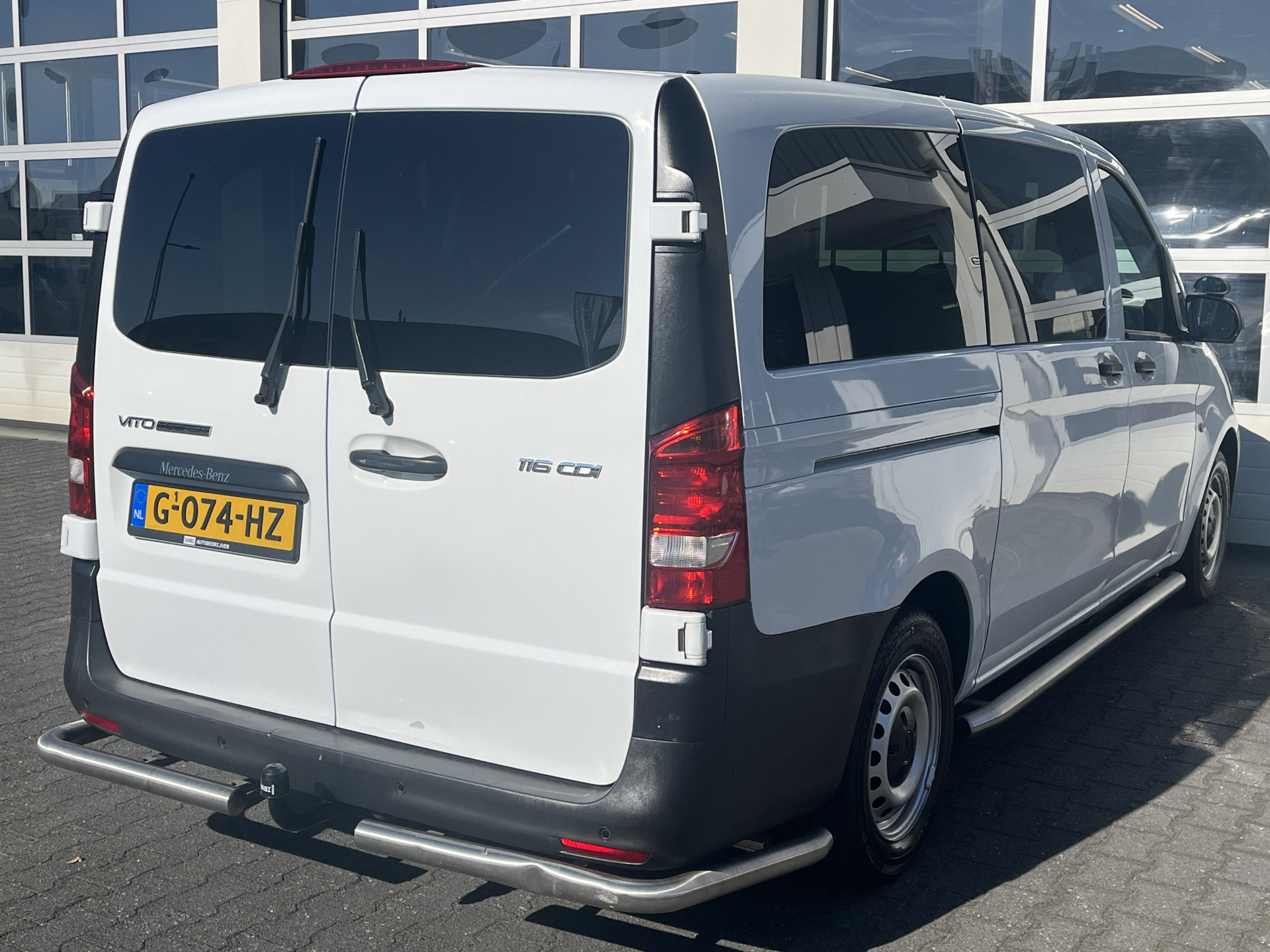 Foto van Mercedes-Benz Vito Tourer