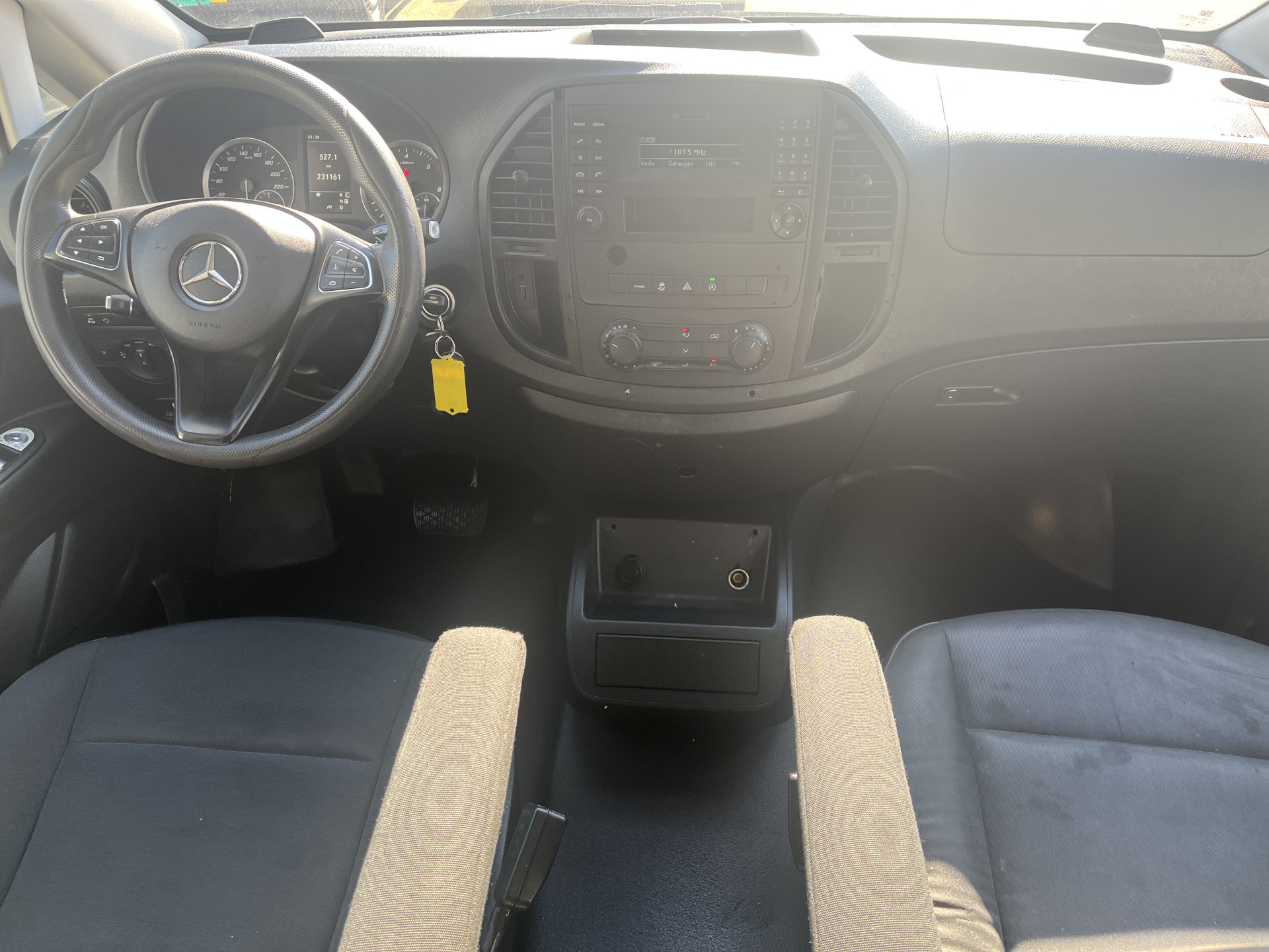 Foto van Mercedes-Benz Vito Tourer