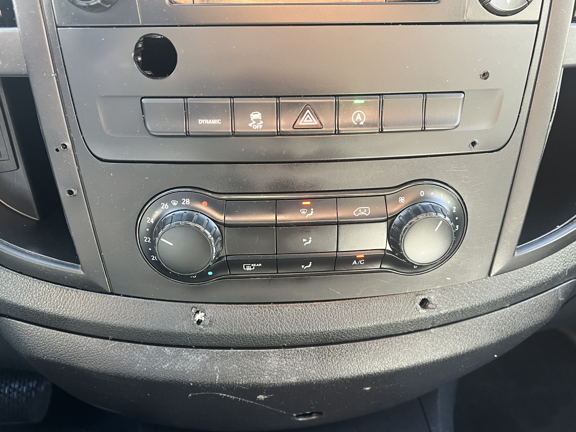 Foto van Mercedes-Benz Vito Tourer