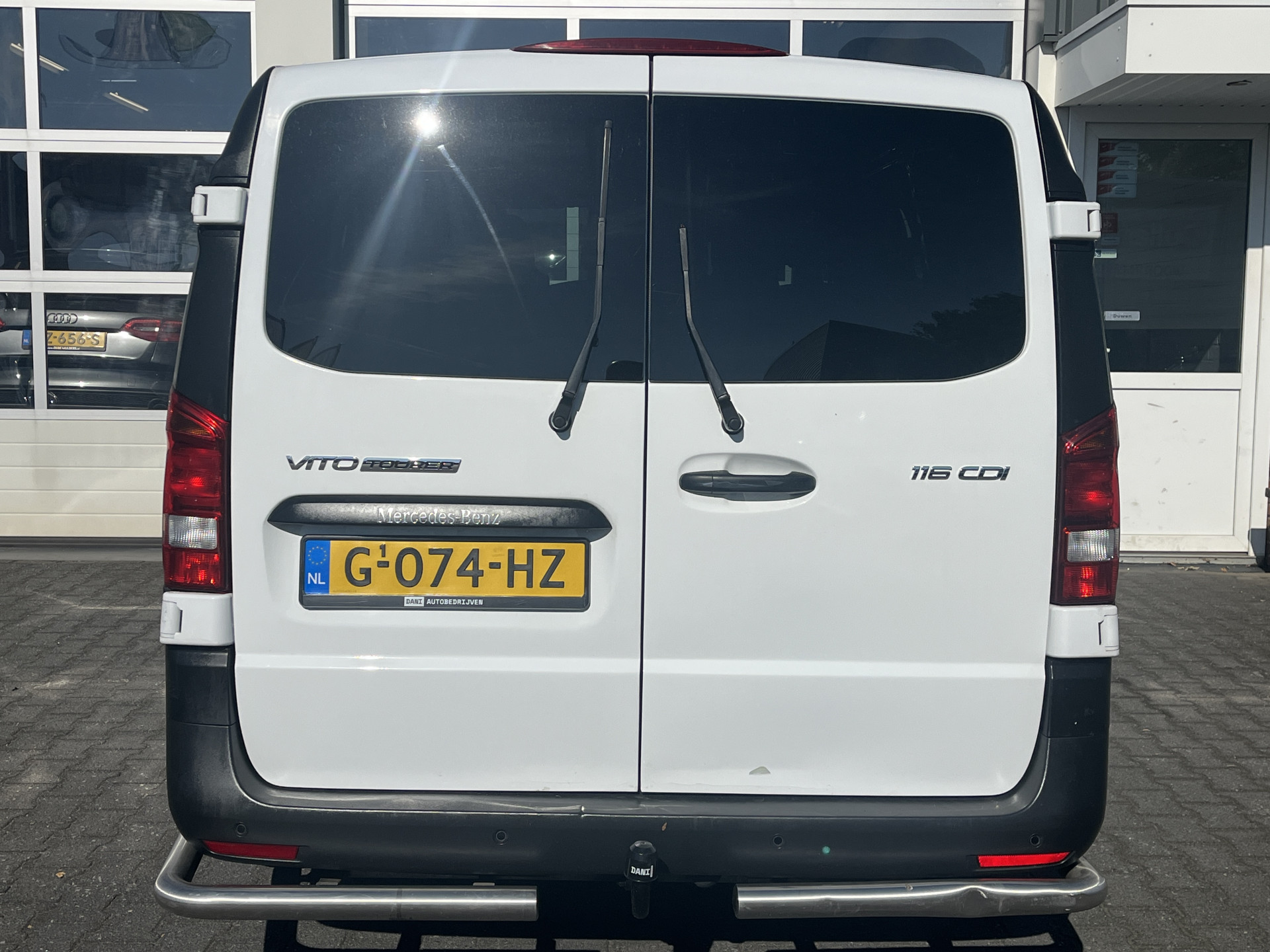 Foto van Mercedes-Benz Vito Tourer