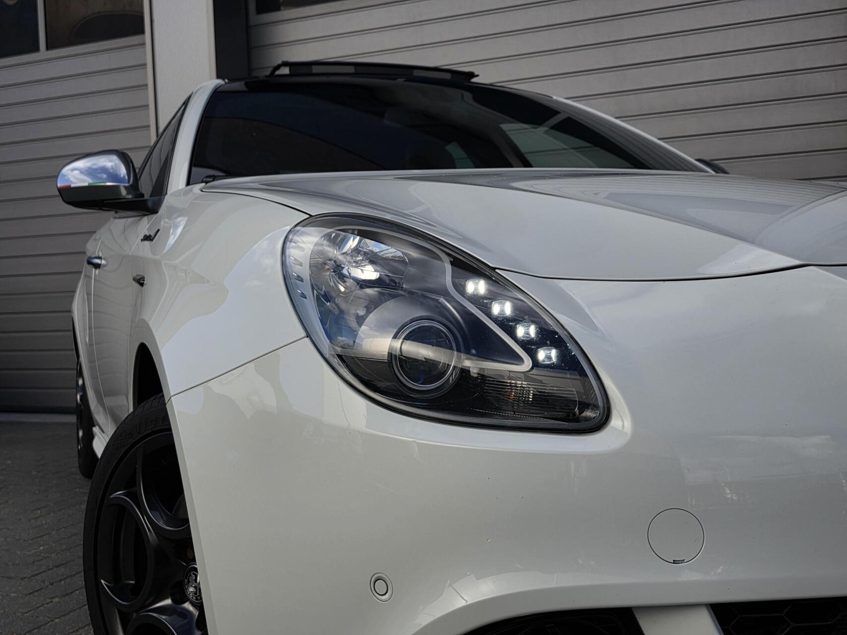Foto van Alfa Romeo Alfa Giulietta