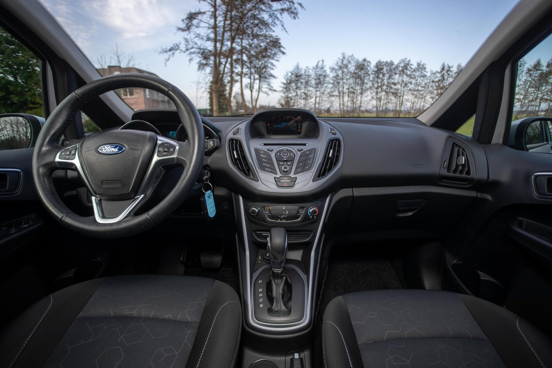 Foto van Ford B-max