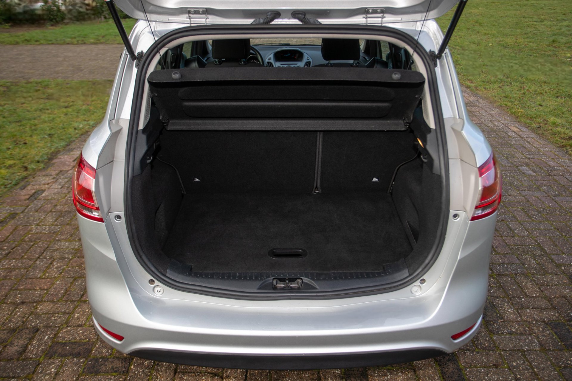 Foto van Ford B-max