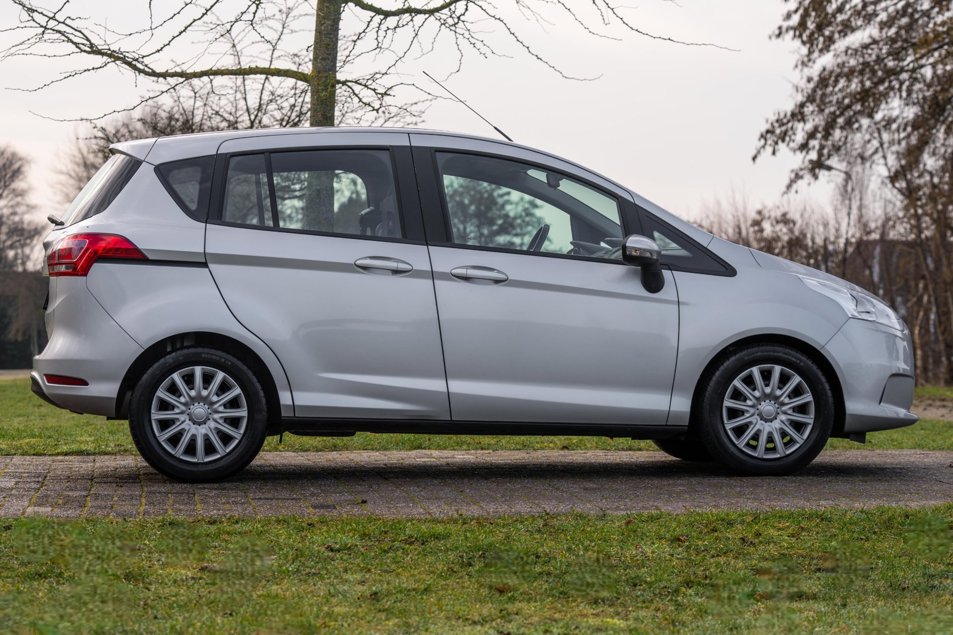 Foto van Ford B-max