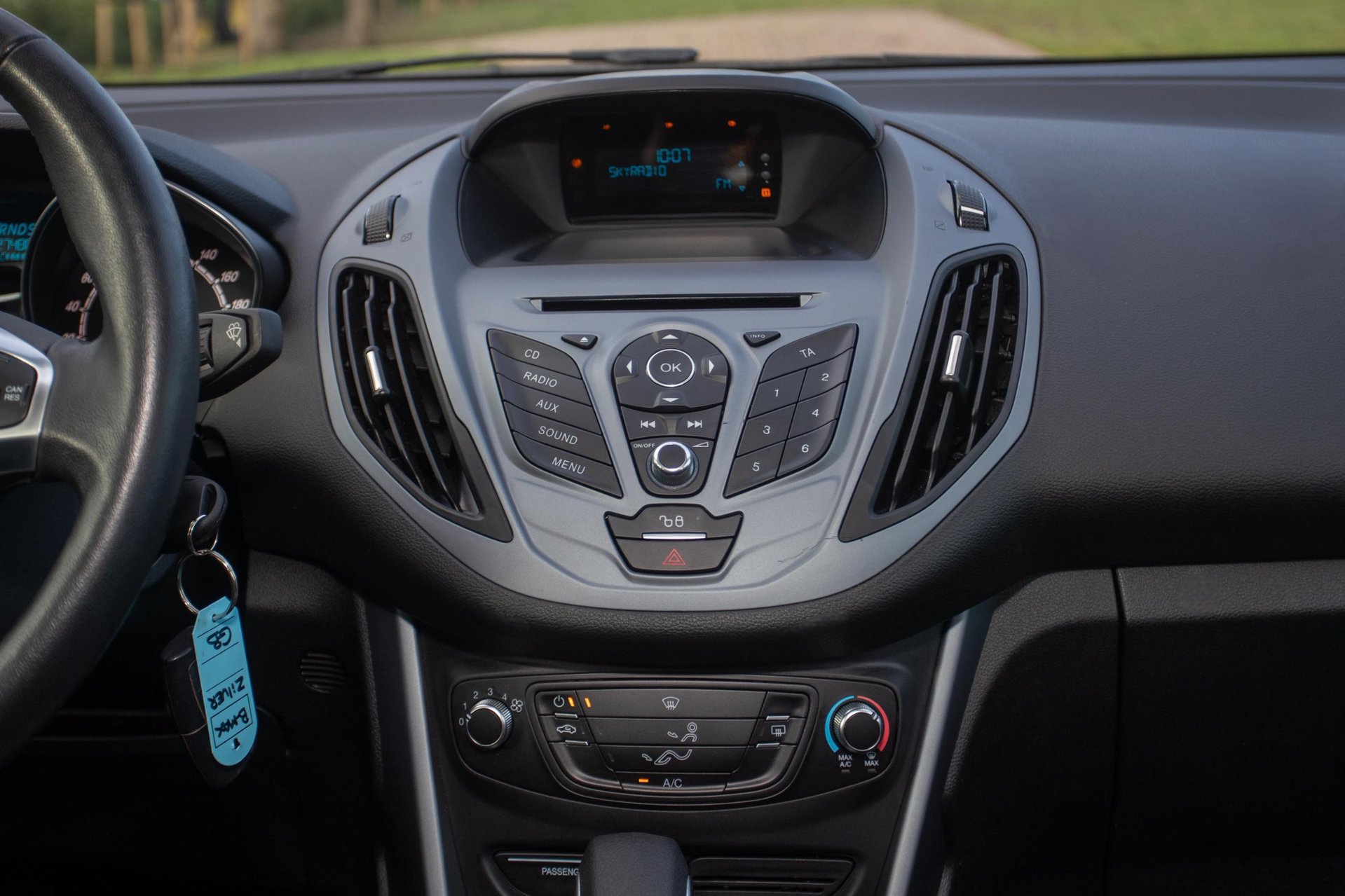 Foto van Ford B-max