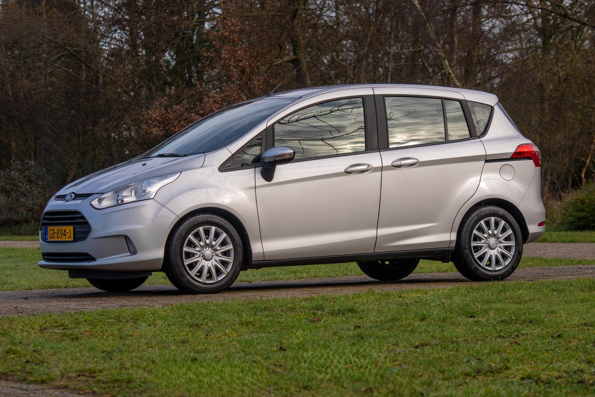 Foto van Ford B-max