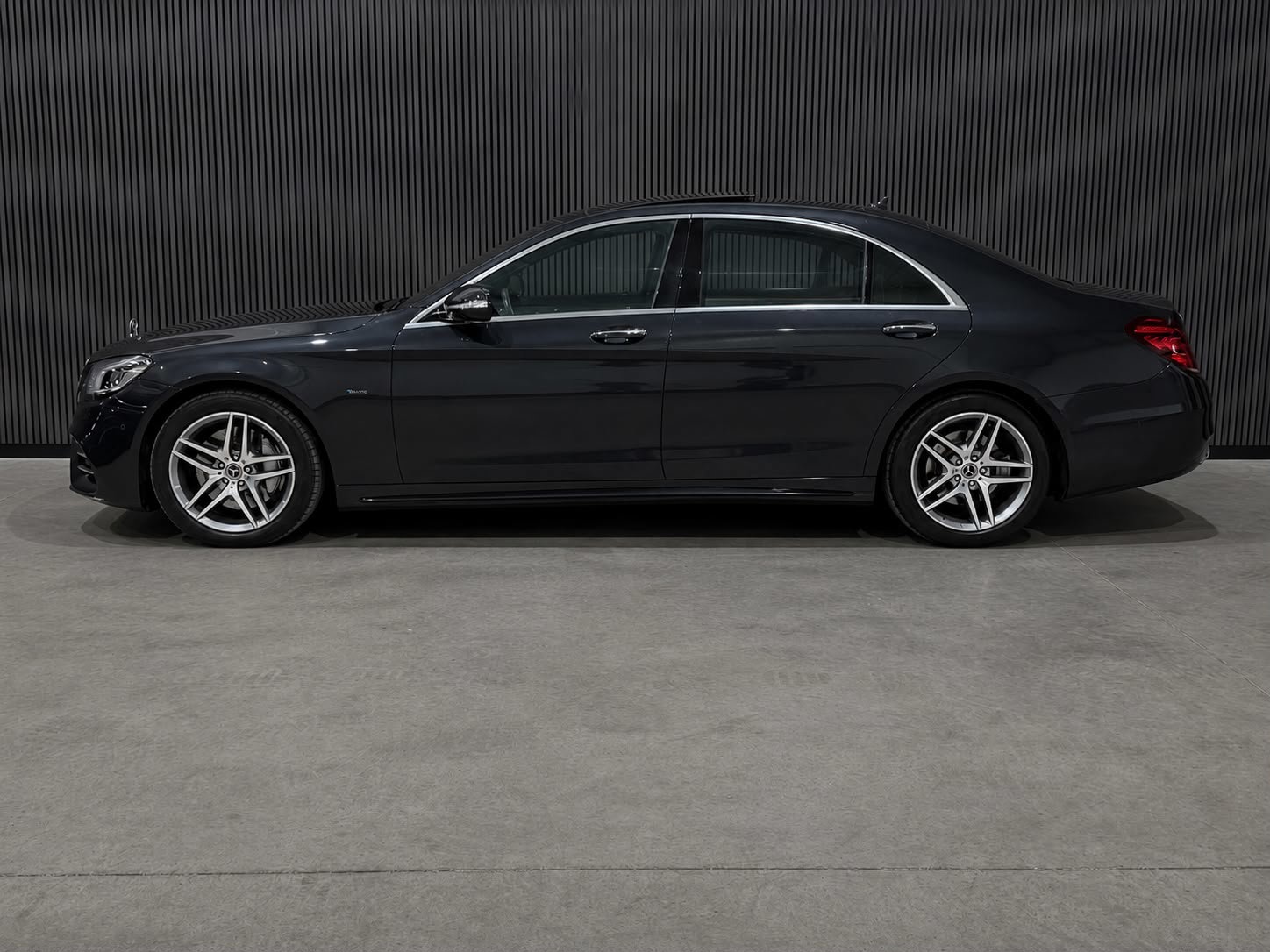 Foto van Mercedes-Benz S 560 E