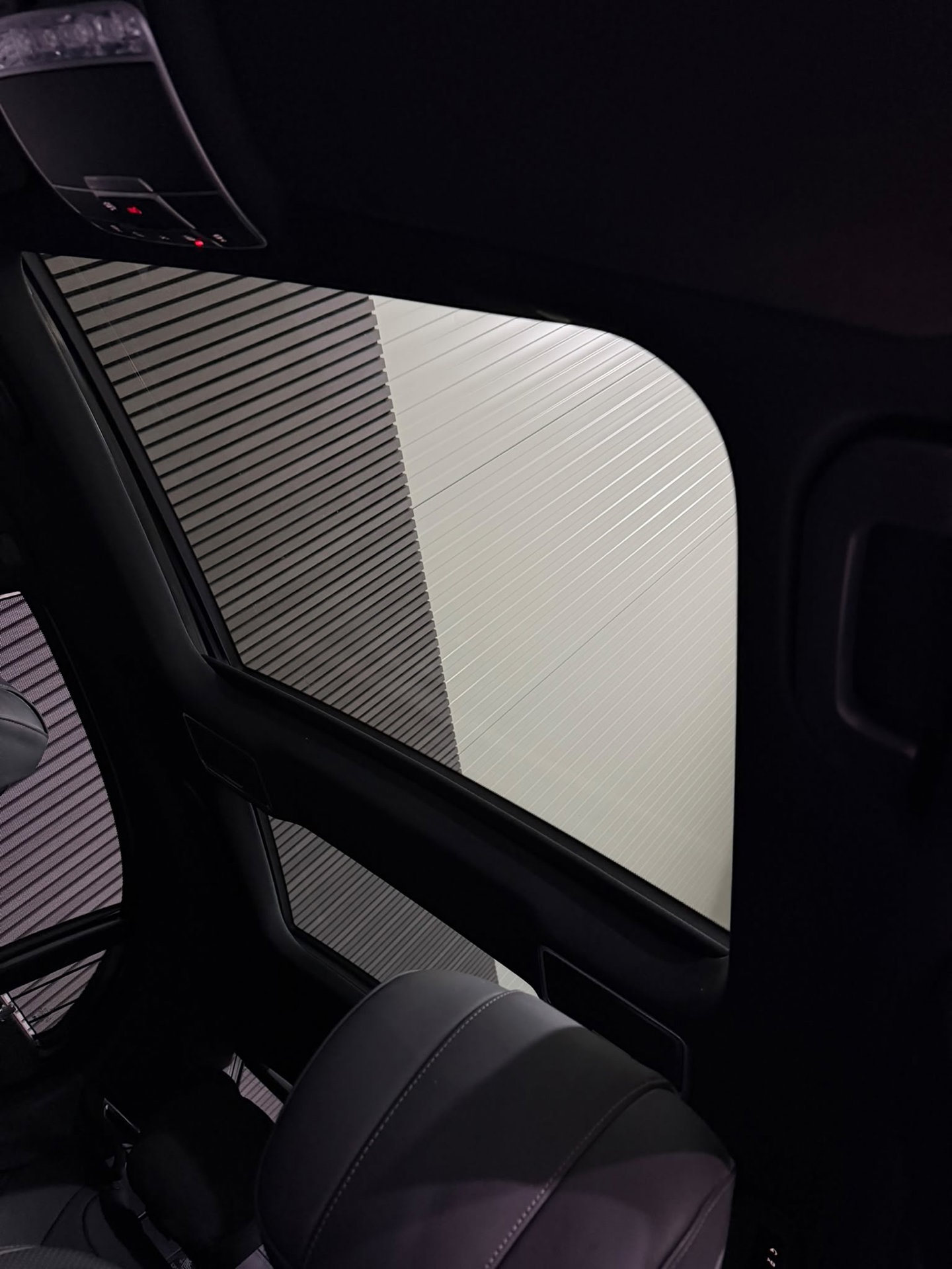 Foto van Mercedes-Benz S 560 E