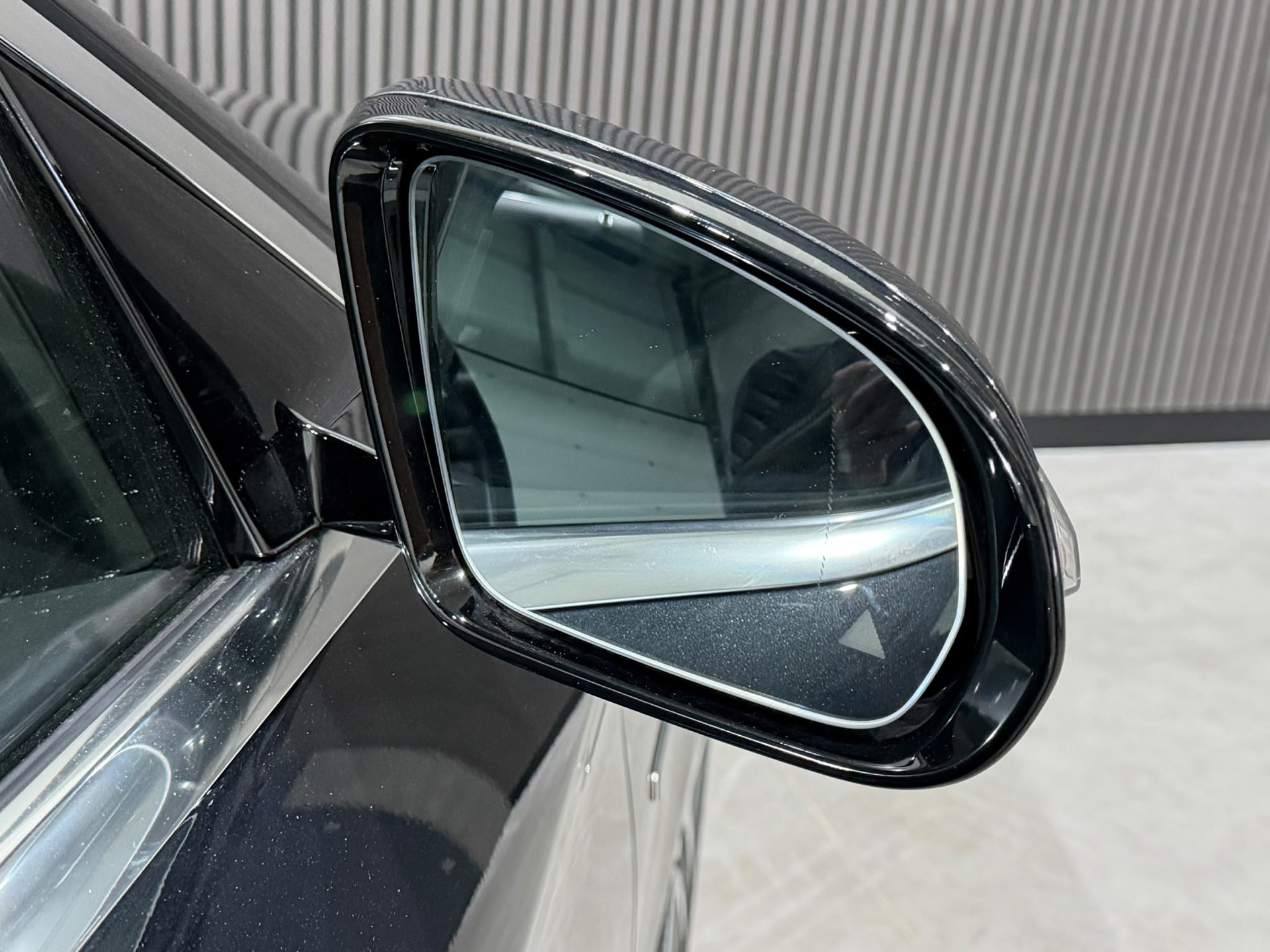 Foto van Mercedes-Benz S 560 E