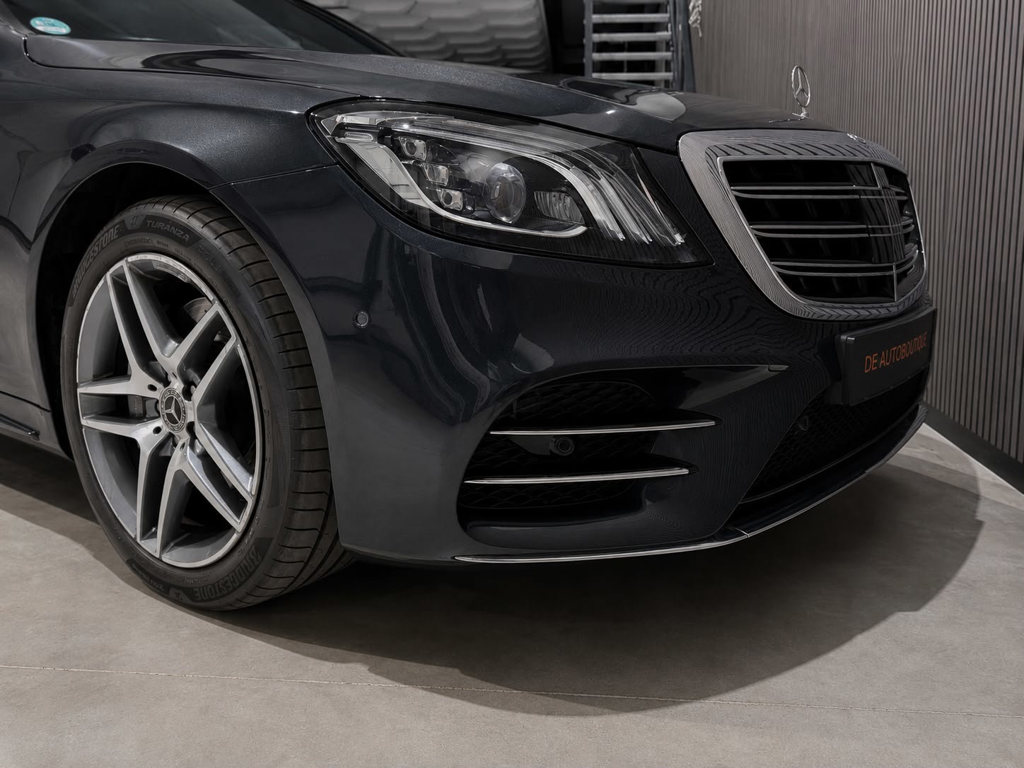 Foto van Mercedes-Benz S 560 E