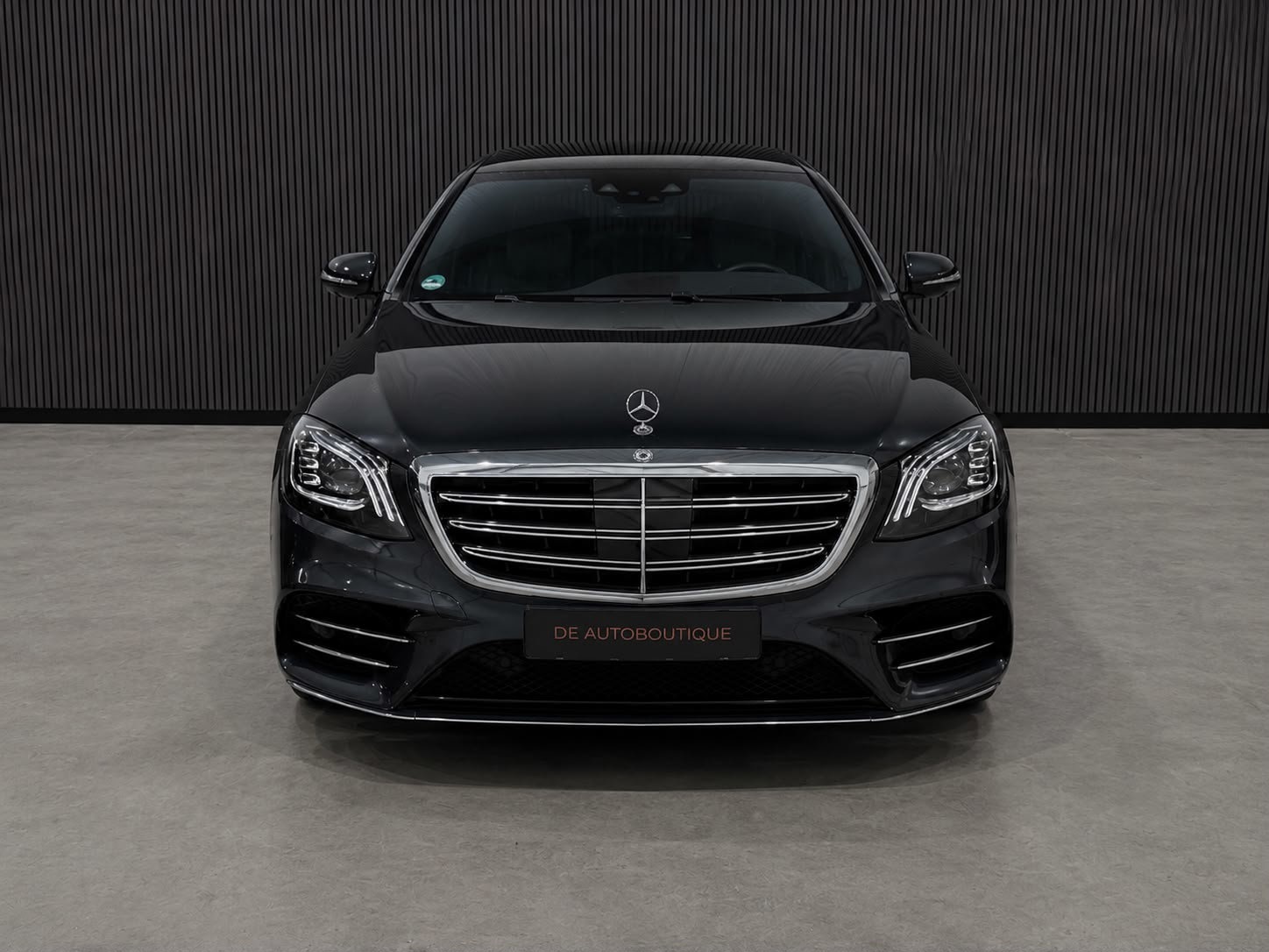 Foto van Mercedes-Benz S 560 E