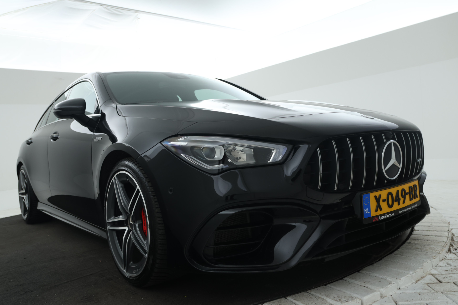 Foto van Mercedes-Benz AMG Cla 45 S