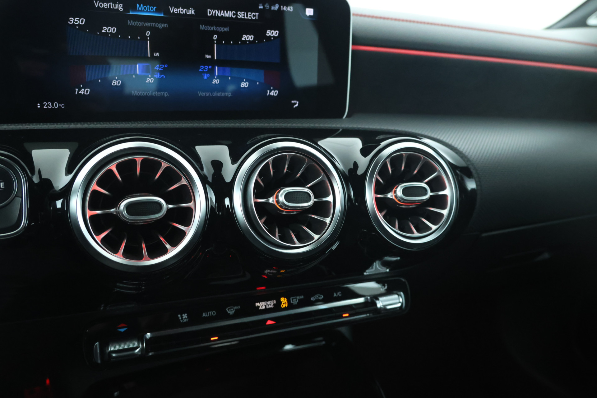 Foto van Mercedes-Benz AMG Cla 45 S