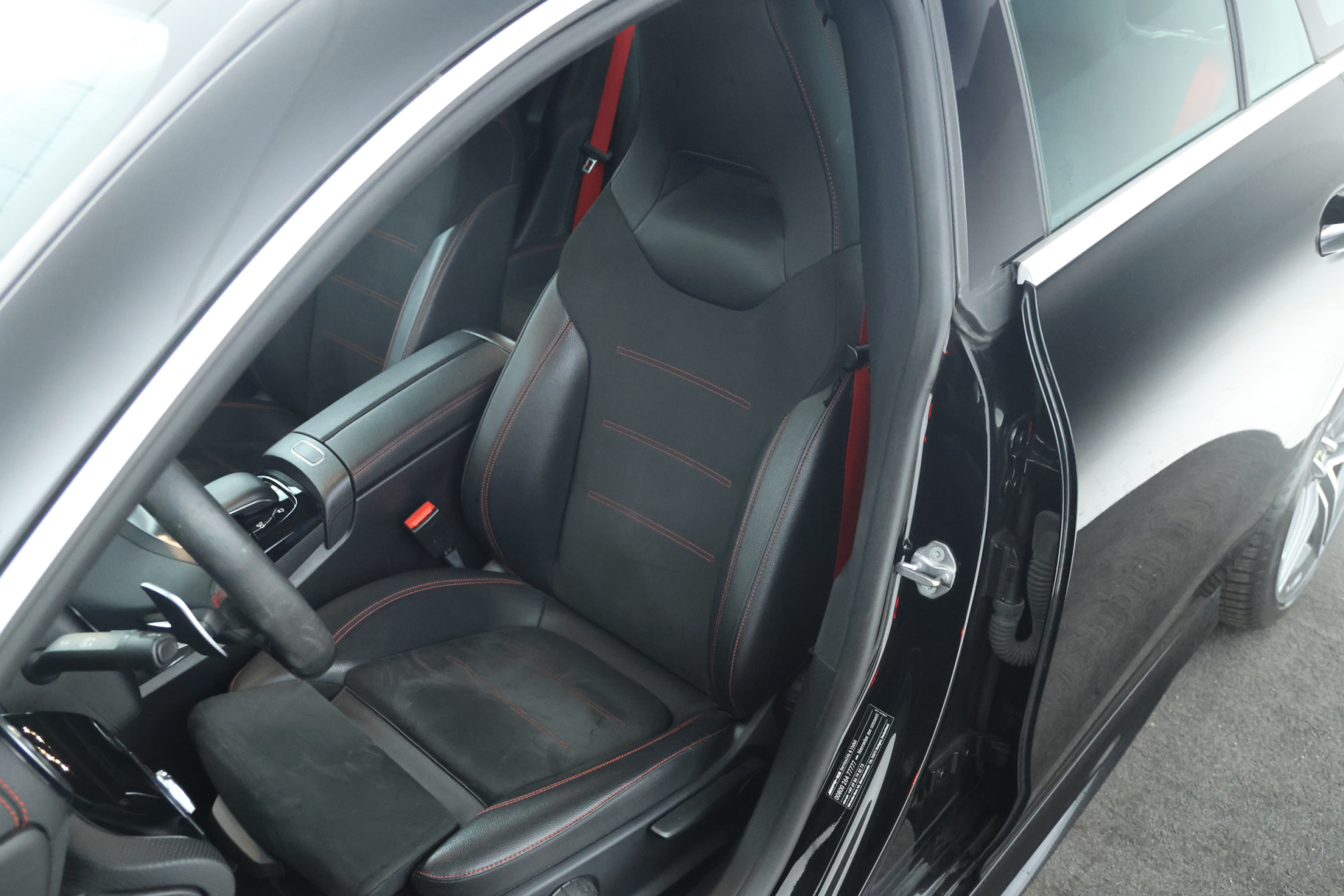 Foto van Mercedes-Benz AMG Cla 45 S