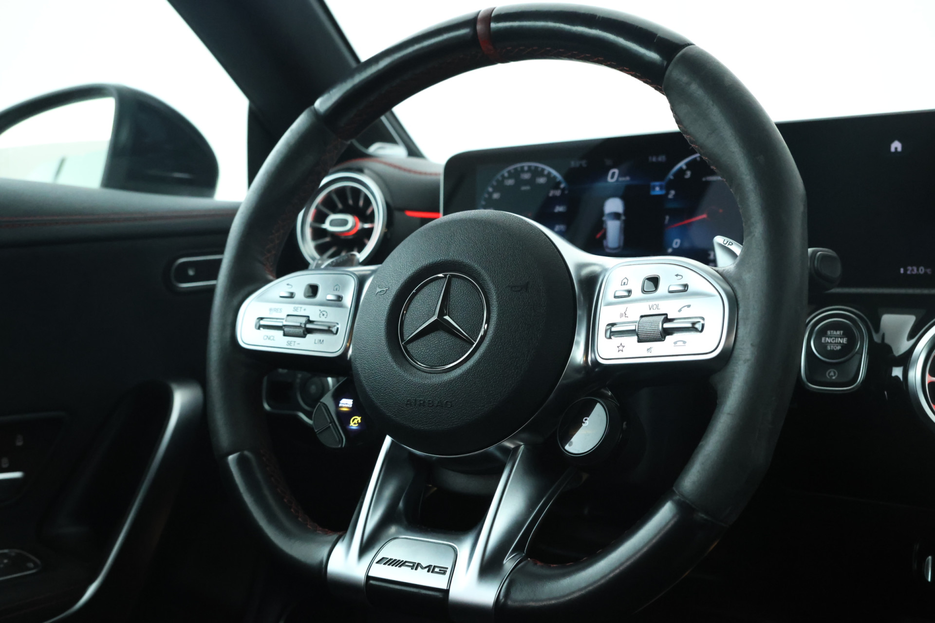 Foto van Mercedes-Benz AMG Cla 45 S