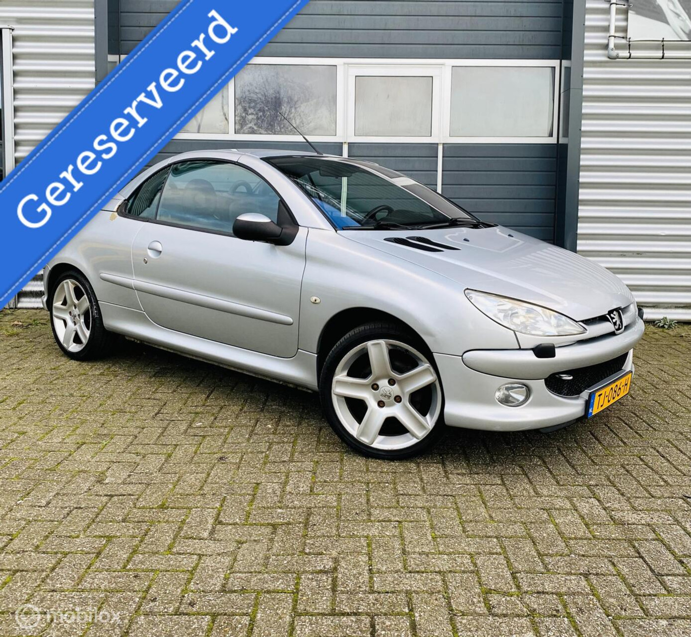 Peugeot 206 CC 1.6-16V Cabrio|Leer|17 Inch|Nwe APK|Luxe| 2005 - voorkant