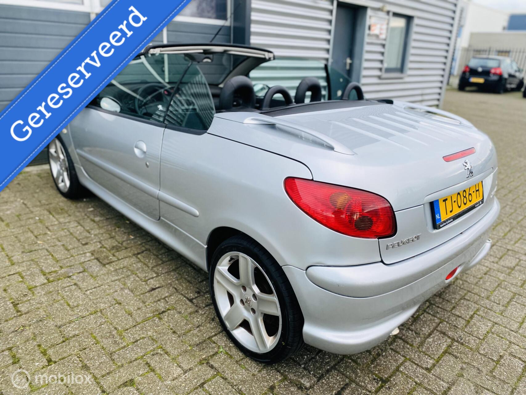 Foto van Peugeot 206 CC