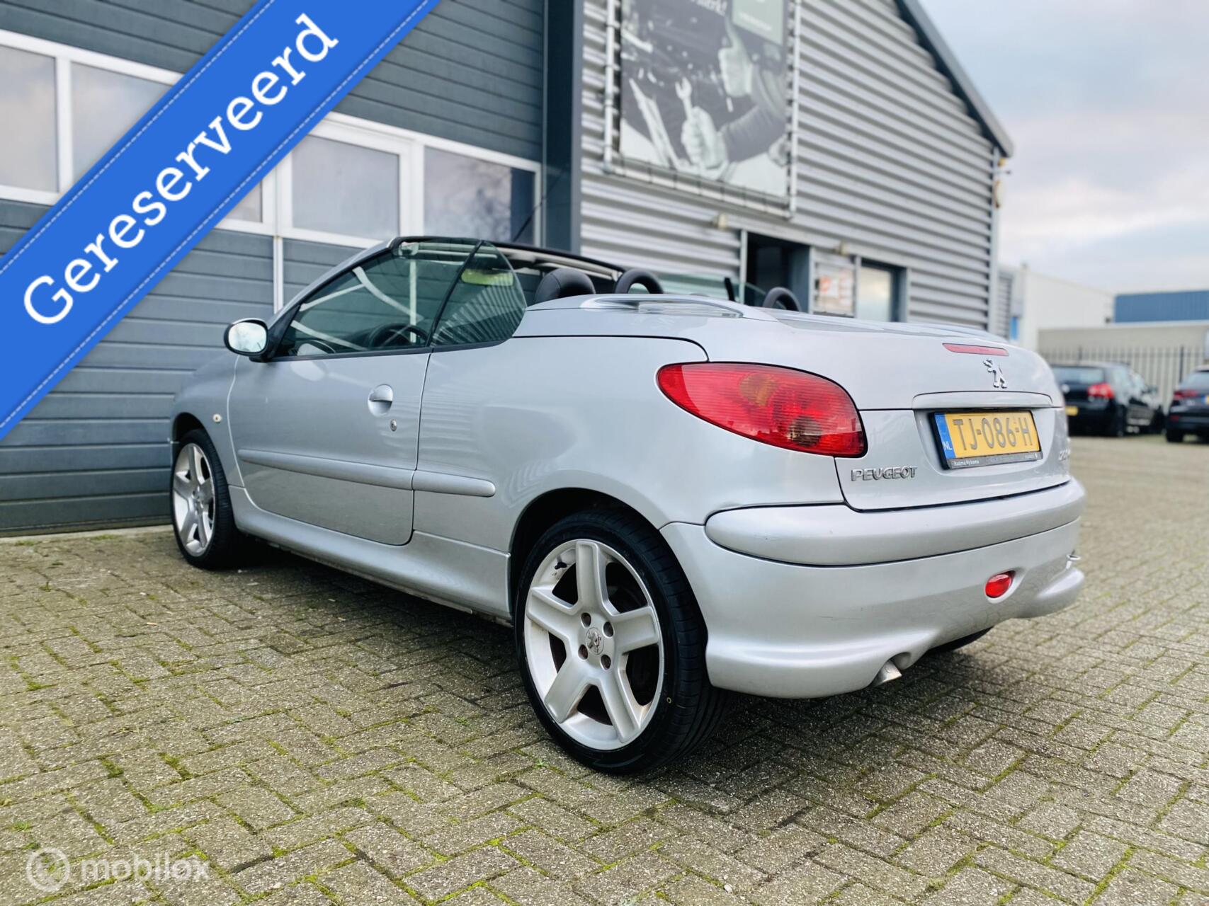 Foto van Peugeot 206 CC