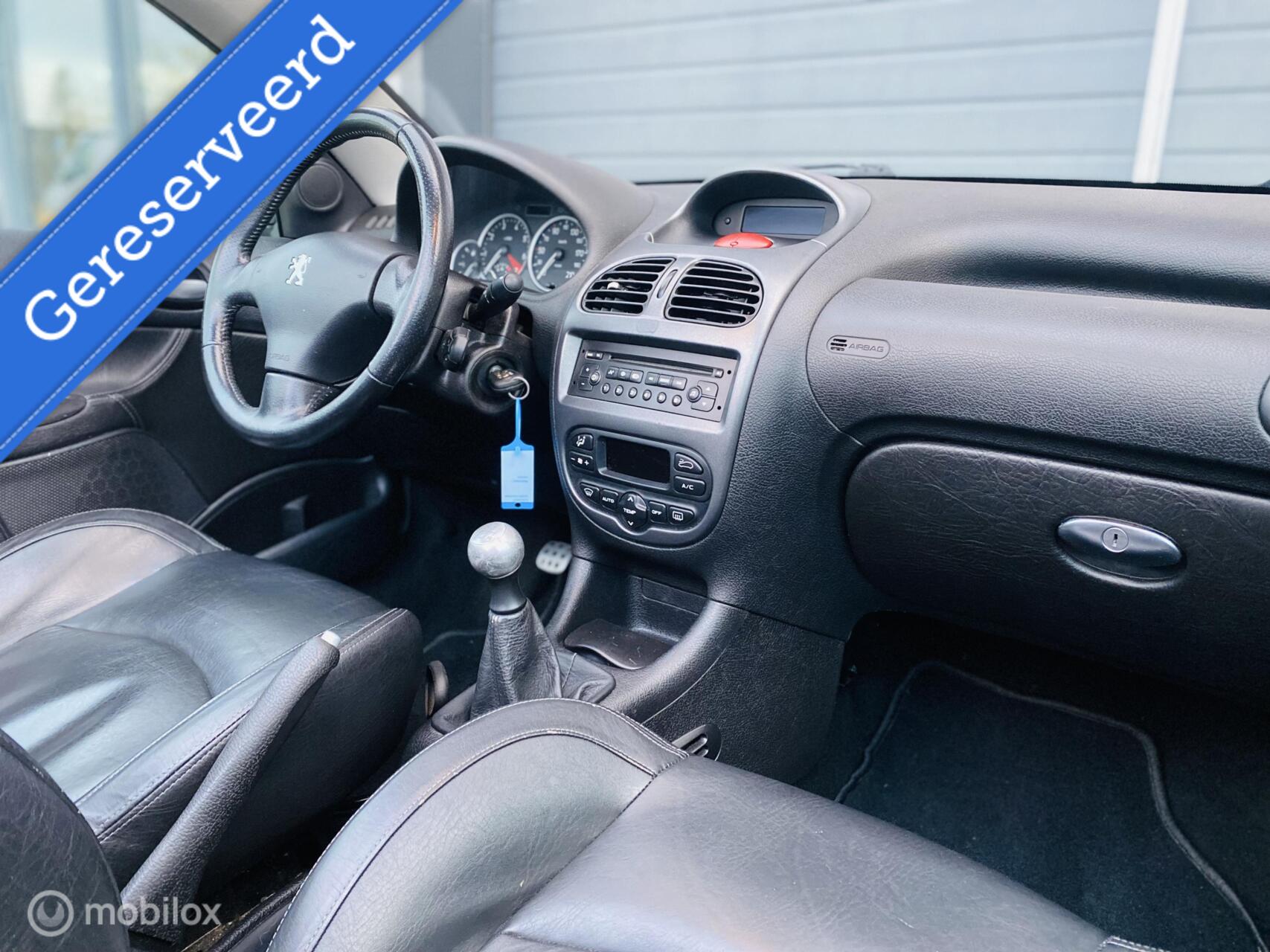 Foto van Peugeot 206 CC
