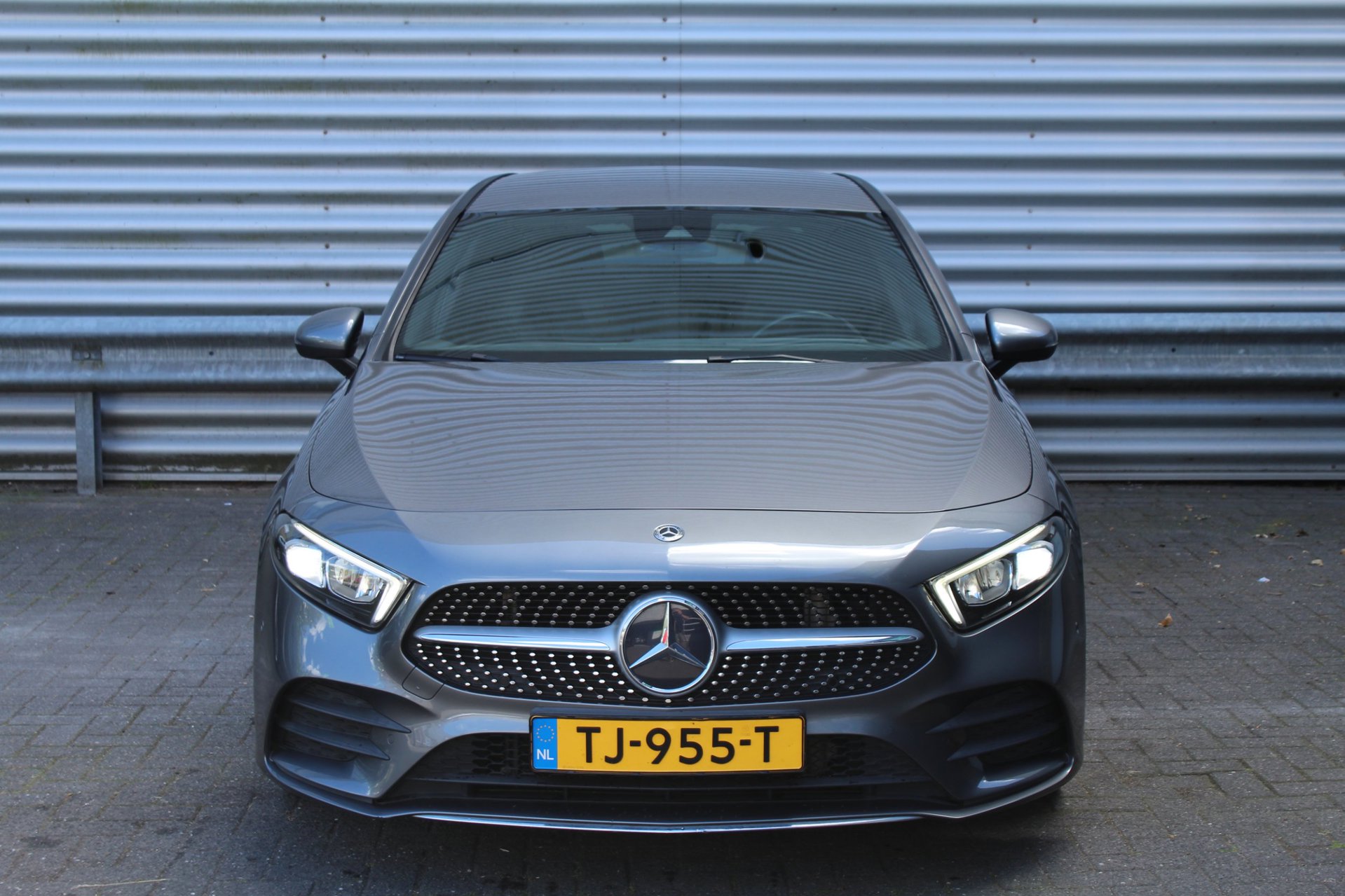 Foto van Mercedes-Benz A 200