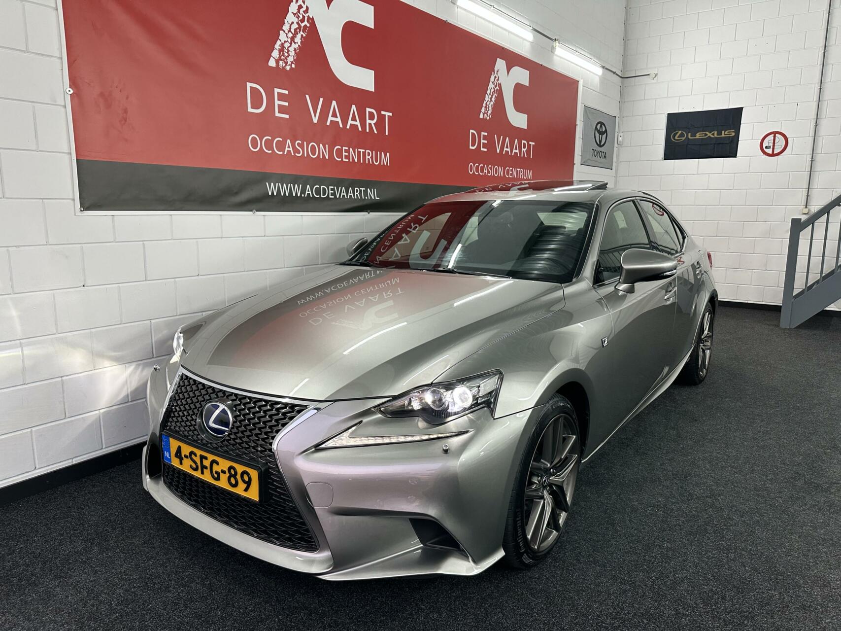 Foto van Lexus Is