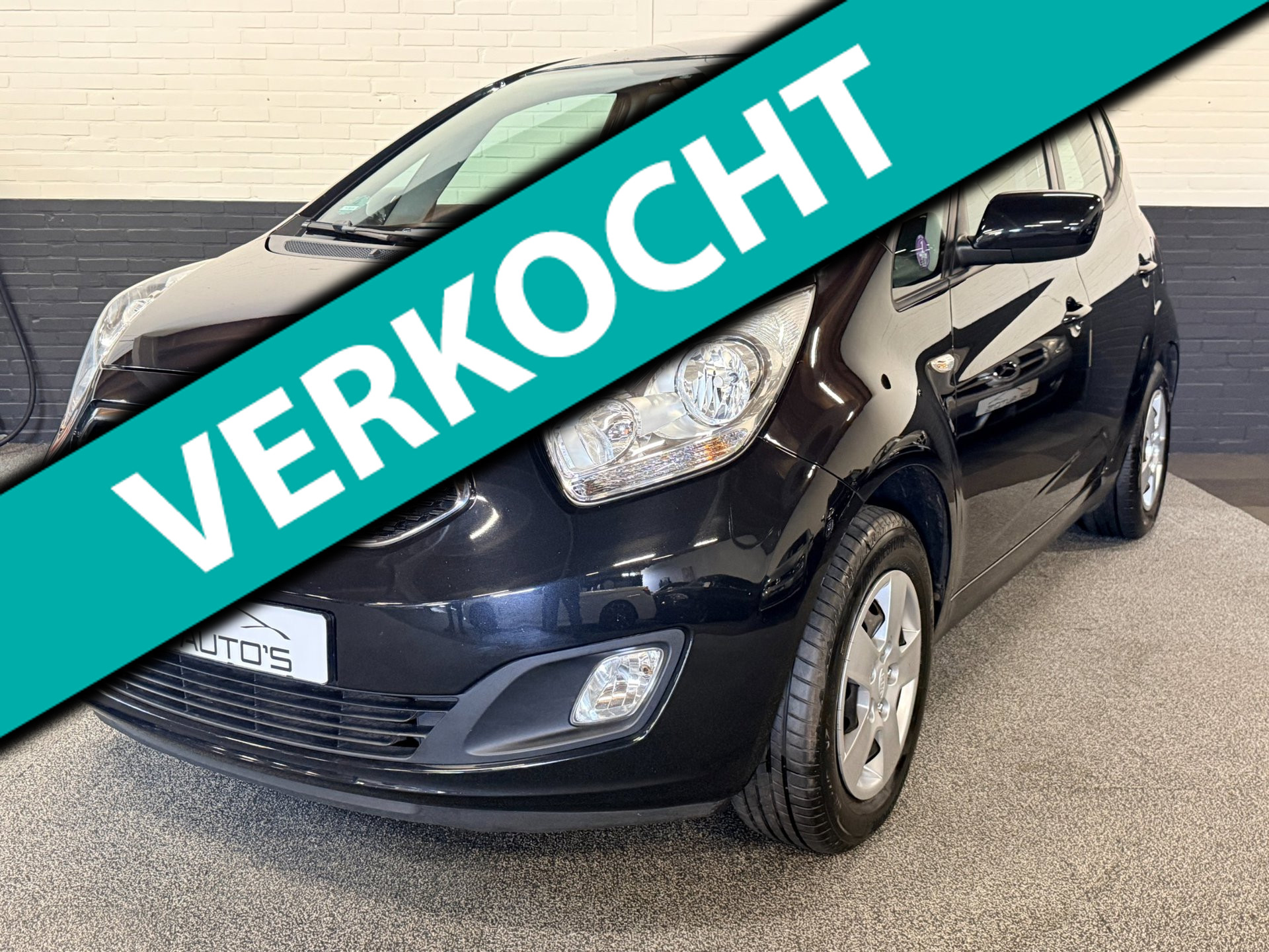 Kia Venga 1.4 CVVT X-tra 2012 - voorkant