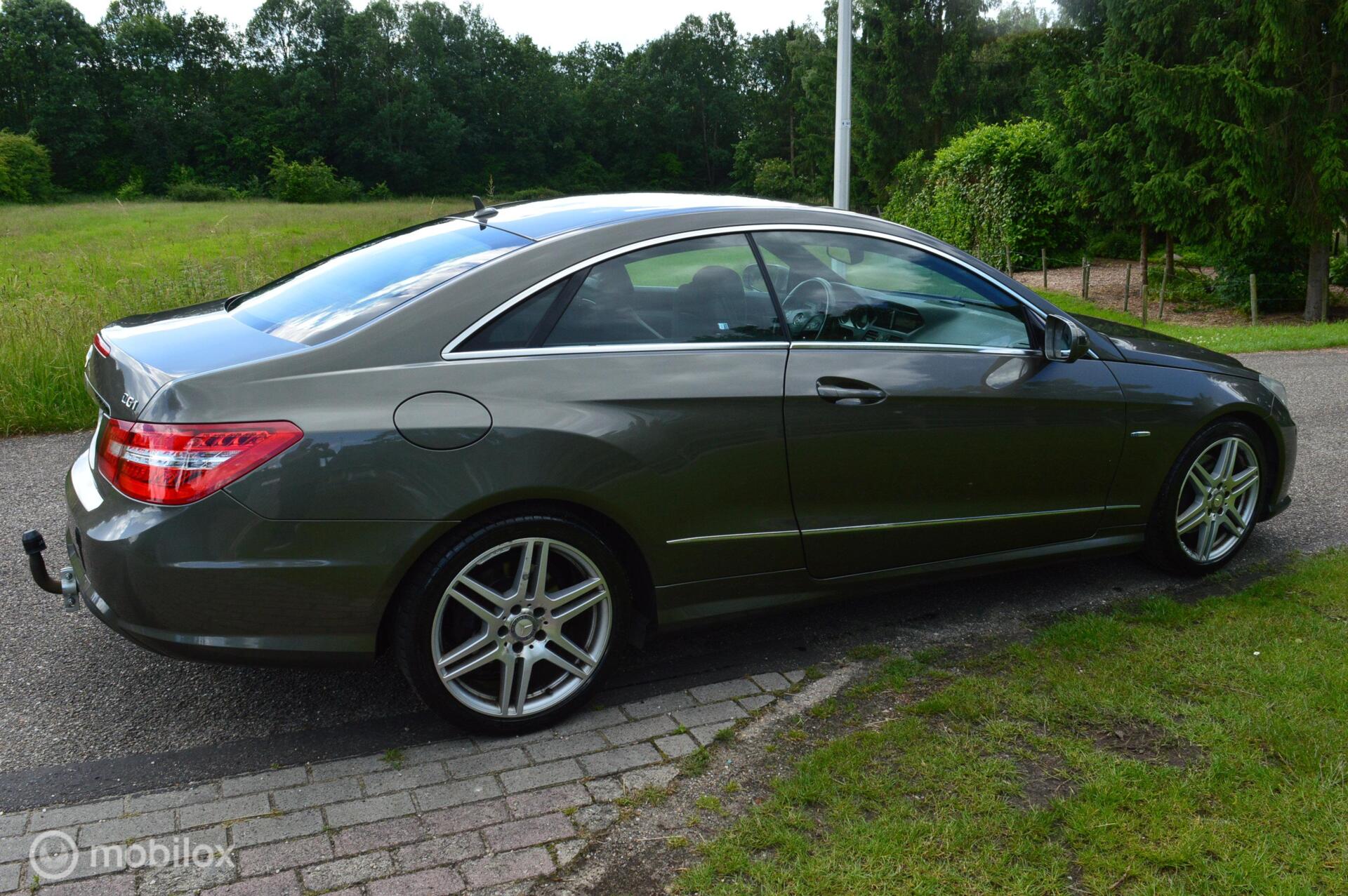Foto van Mercedes-Benz E 250 Cgi