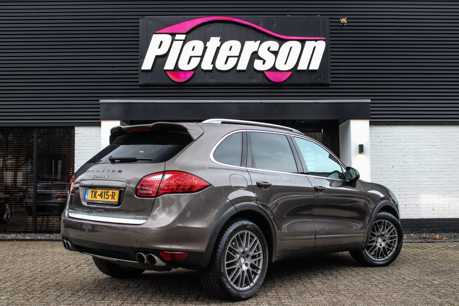 Foto van Porsche Cayenne S