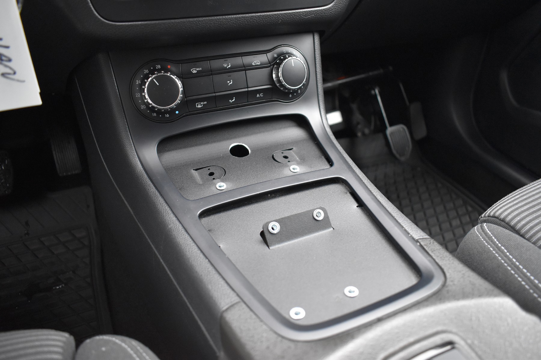 Foto van Mercedes-Benz B 220 D