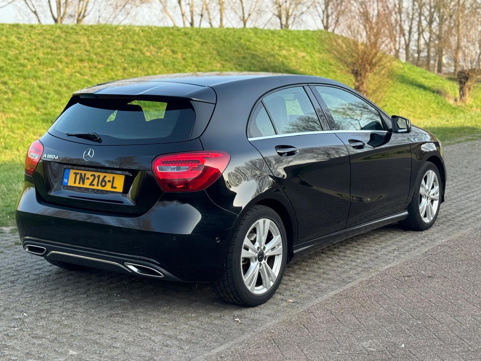 Foto van Mercedes-Benz A 180 D