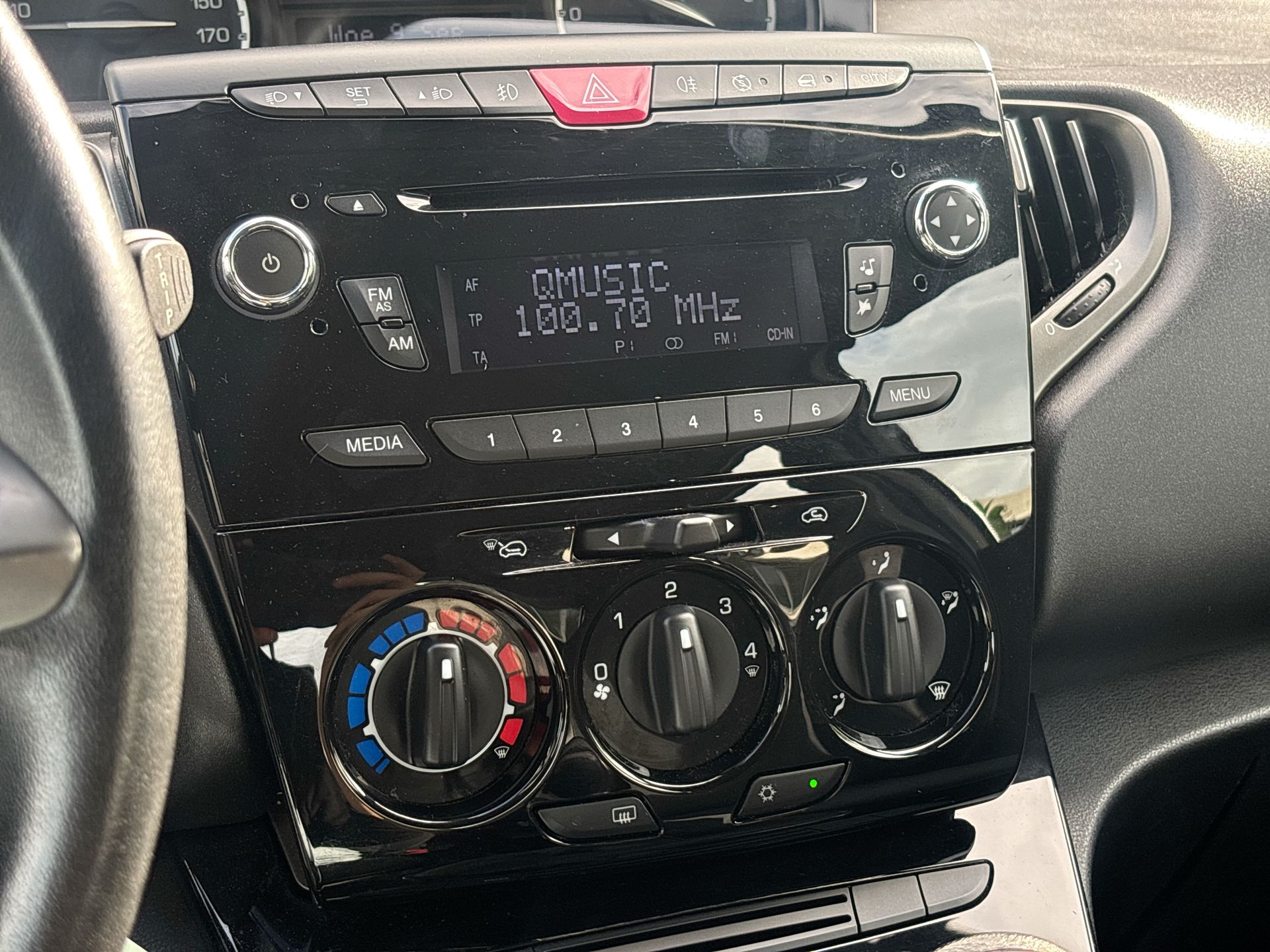 Foto van Lancia Ypsilon