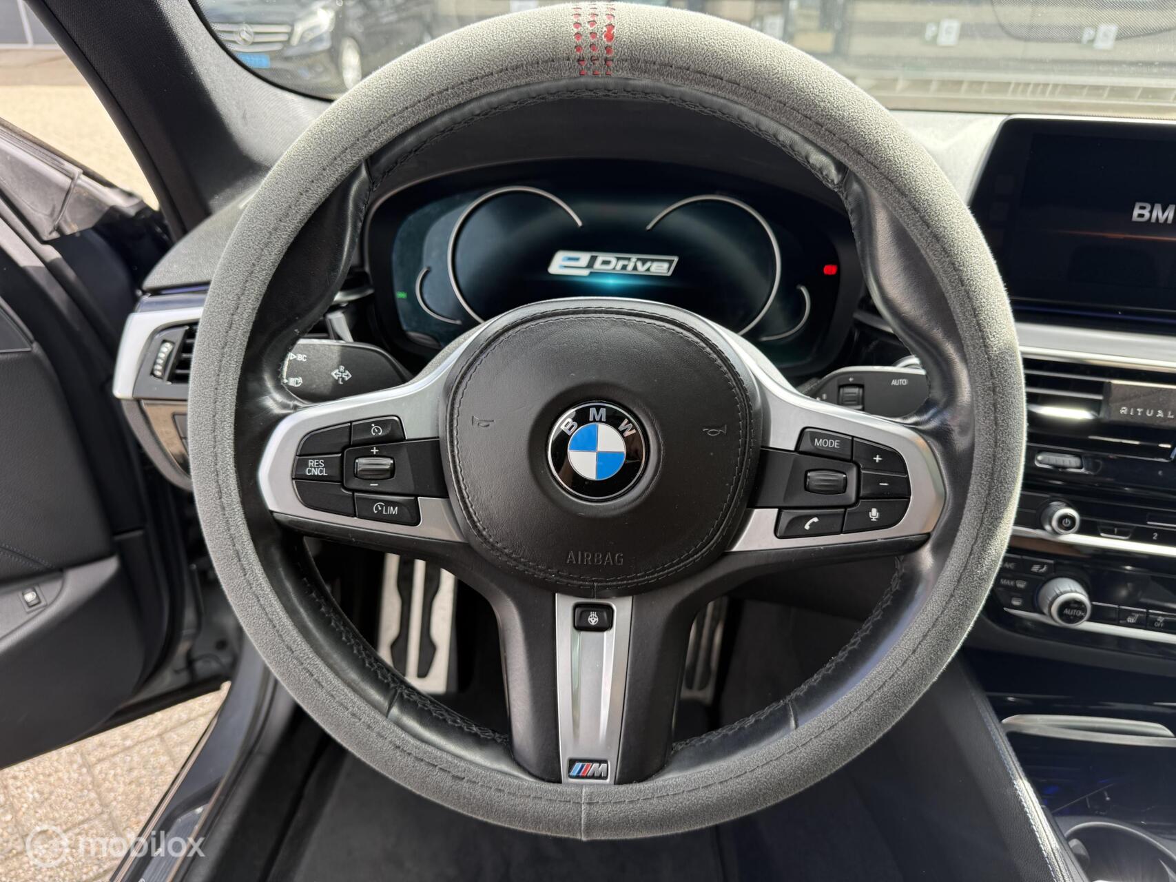 Foto van BMW 530e Iperformance