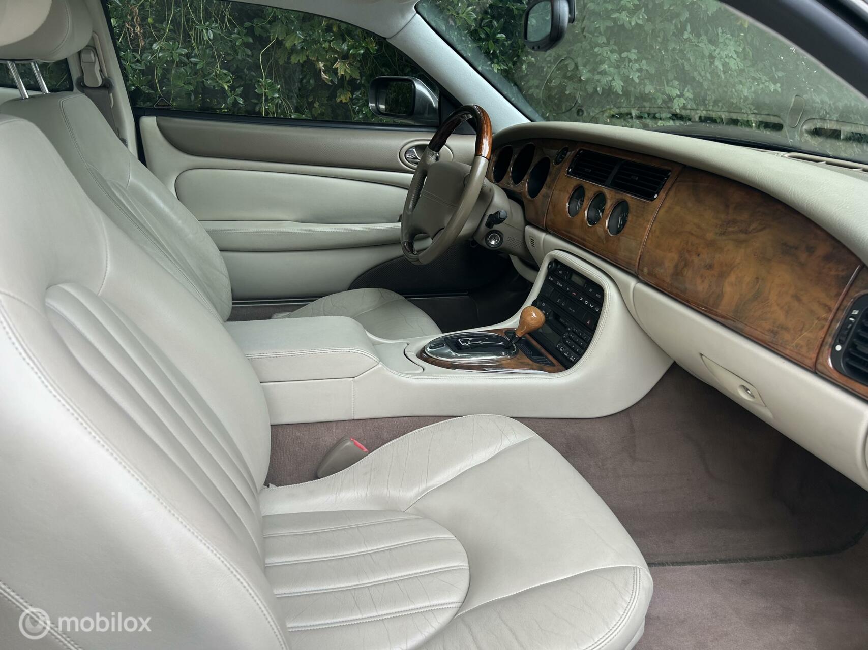 Foto van Jaguar Xk8