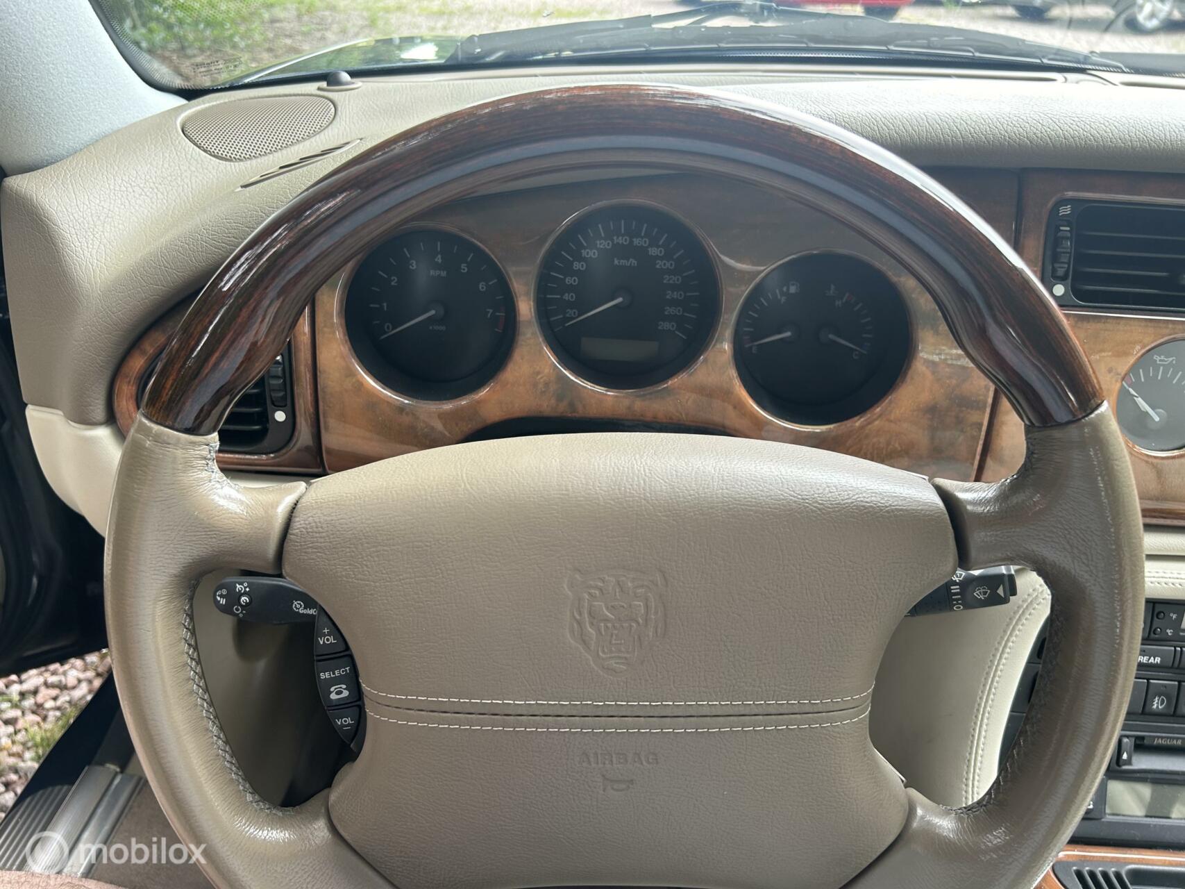 Foto van Jaguar Xk8