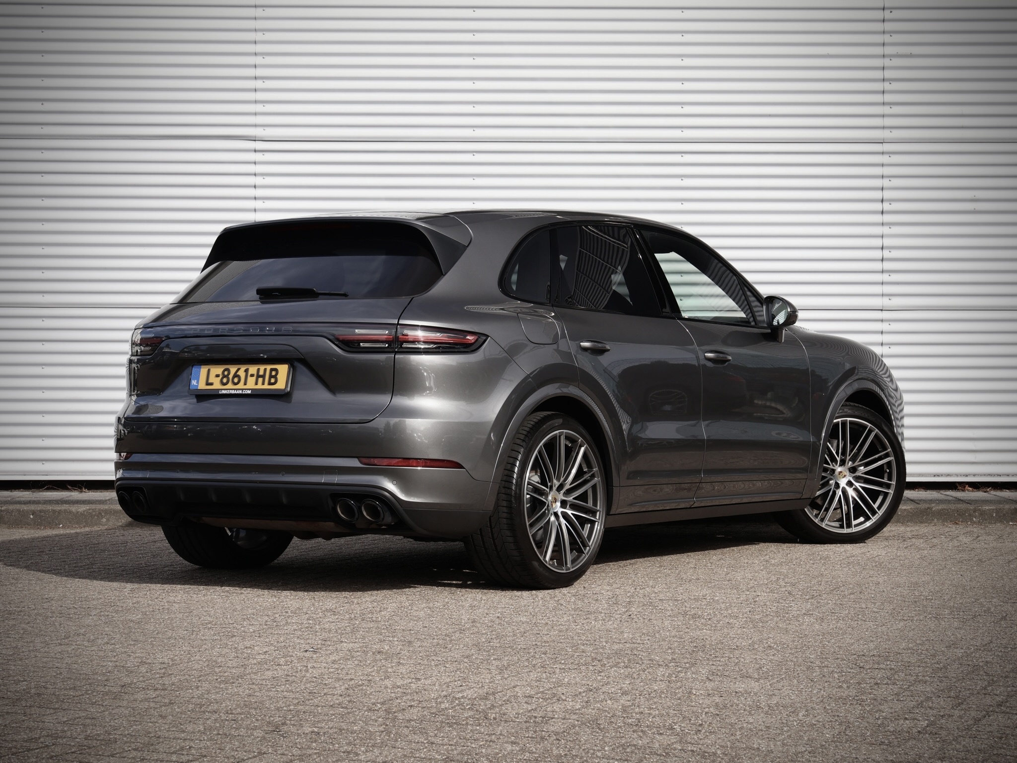 Foto van Porsche Cayenne E-hybrid