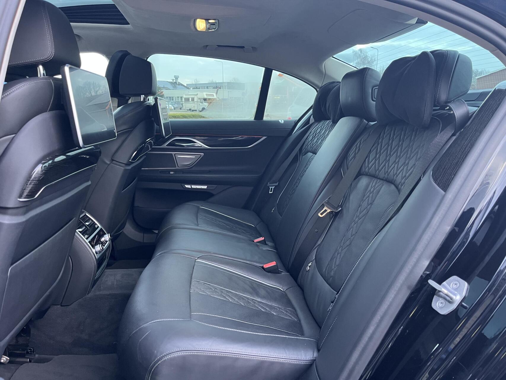Foto van BMW 740i