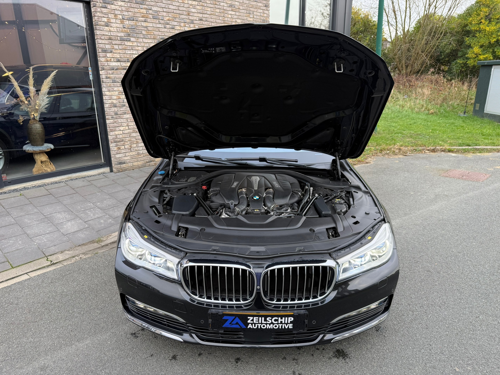 Foto van BMW 750i xDrive