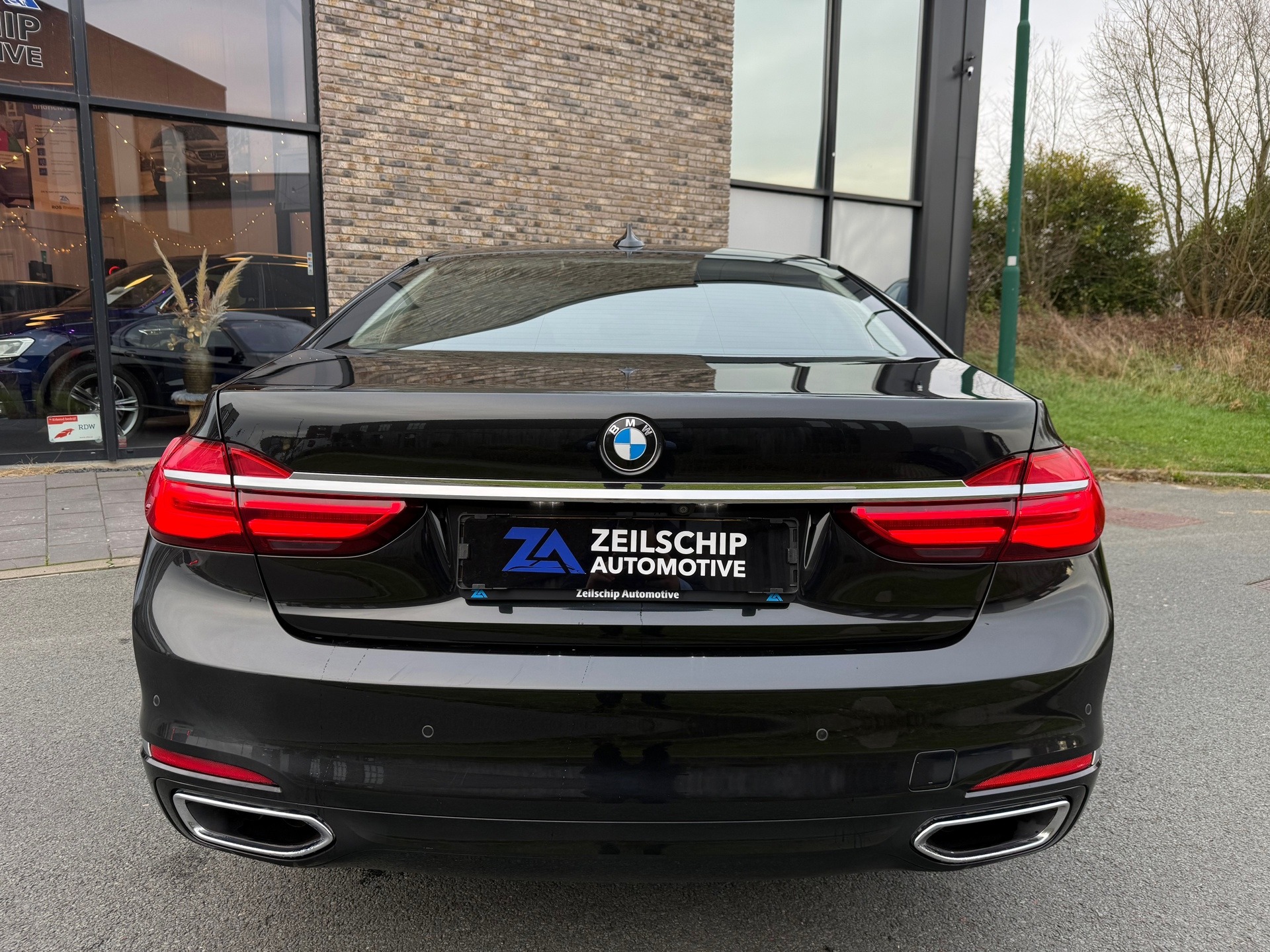 Foto van BMW 750i xDrive