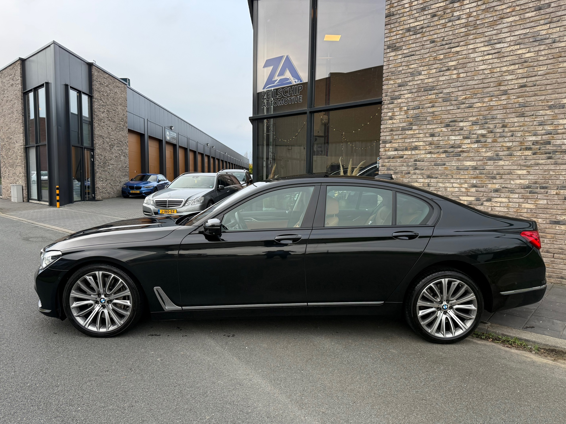 Foto van BMW 750i xDrive