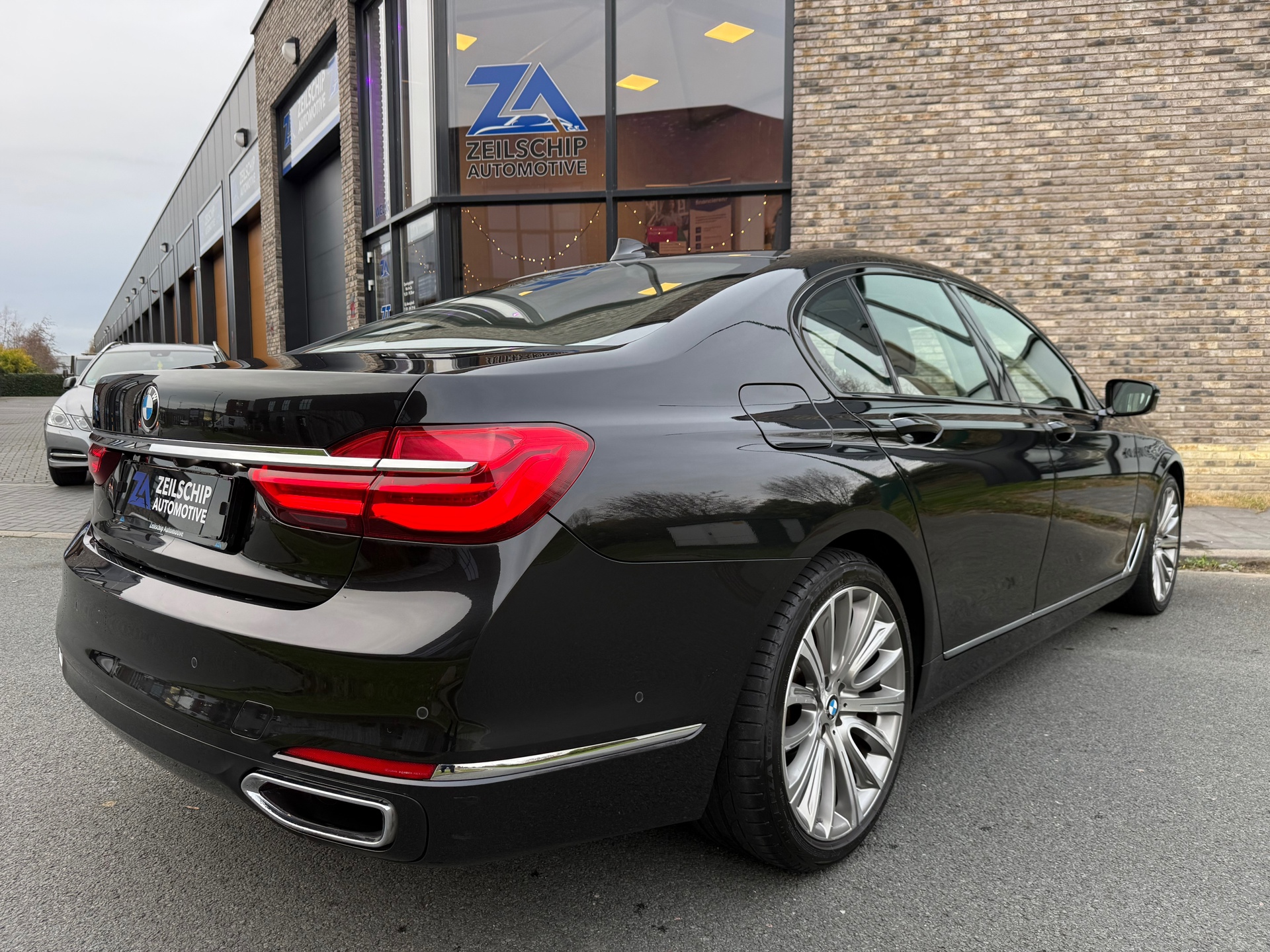 Foto van BMW 750i xDrive