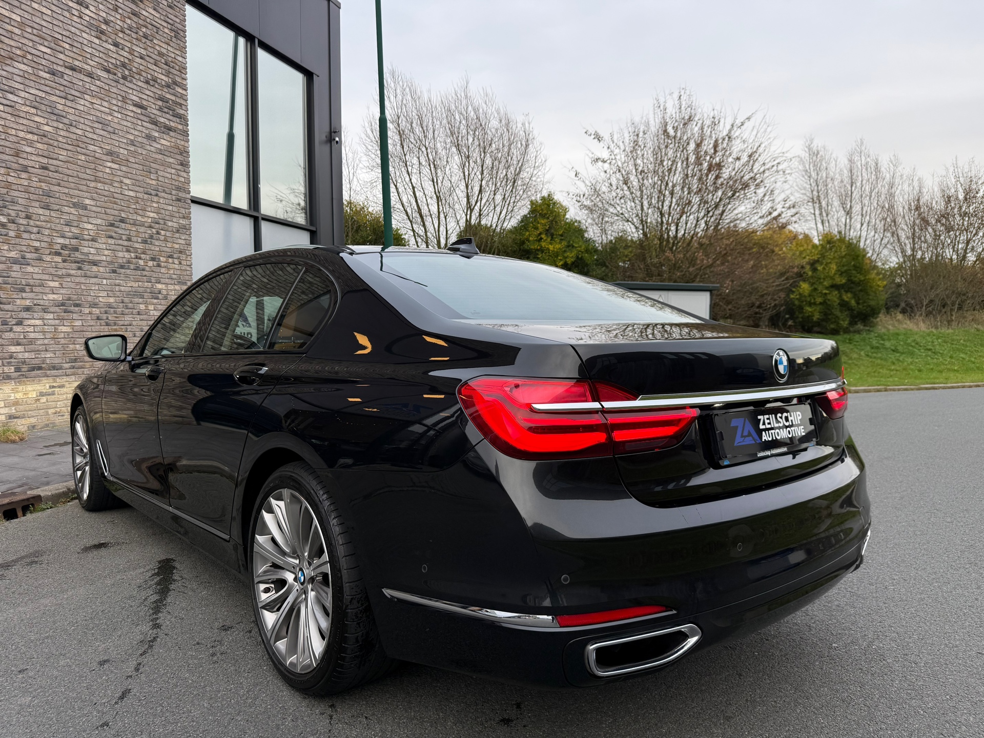Foto van BMW 750i xDrive