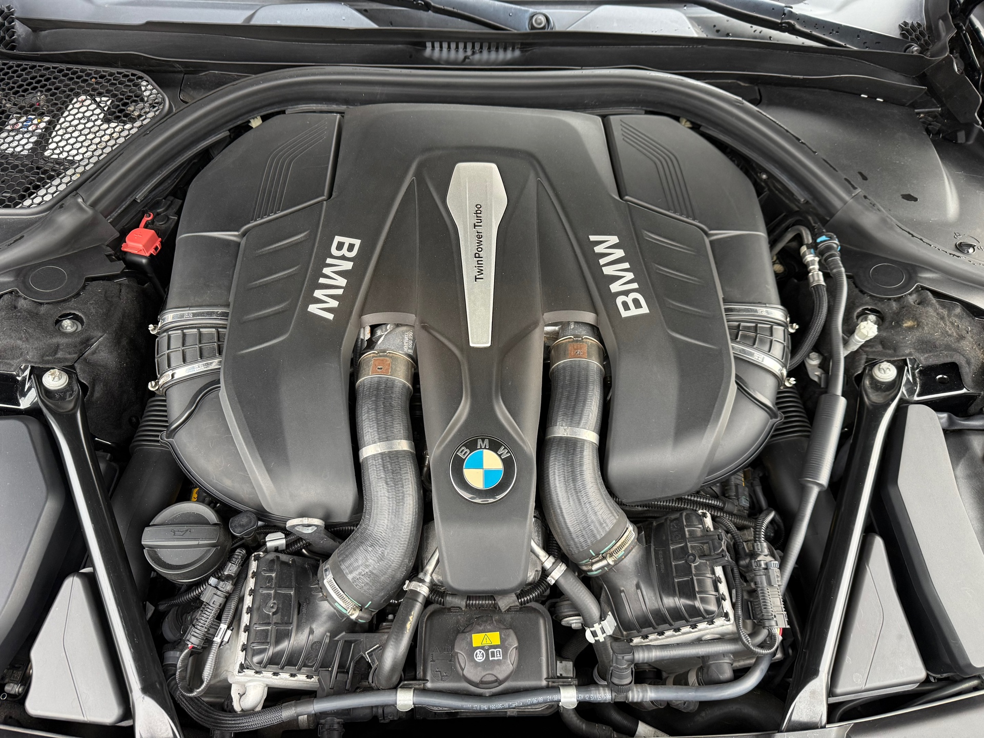 Foto van BMW 750i xDrive