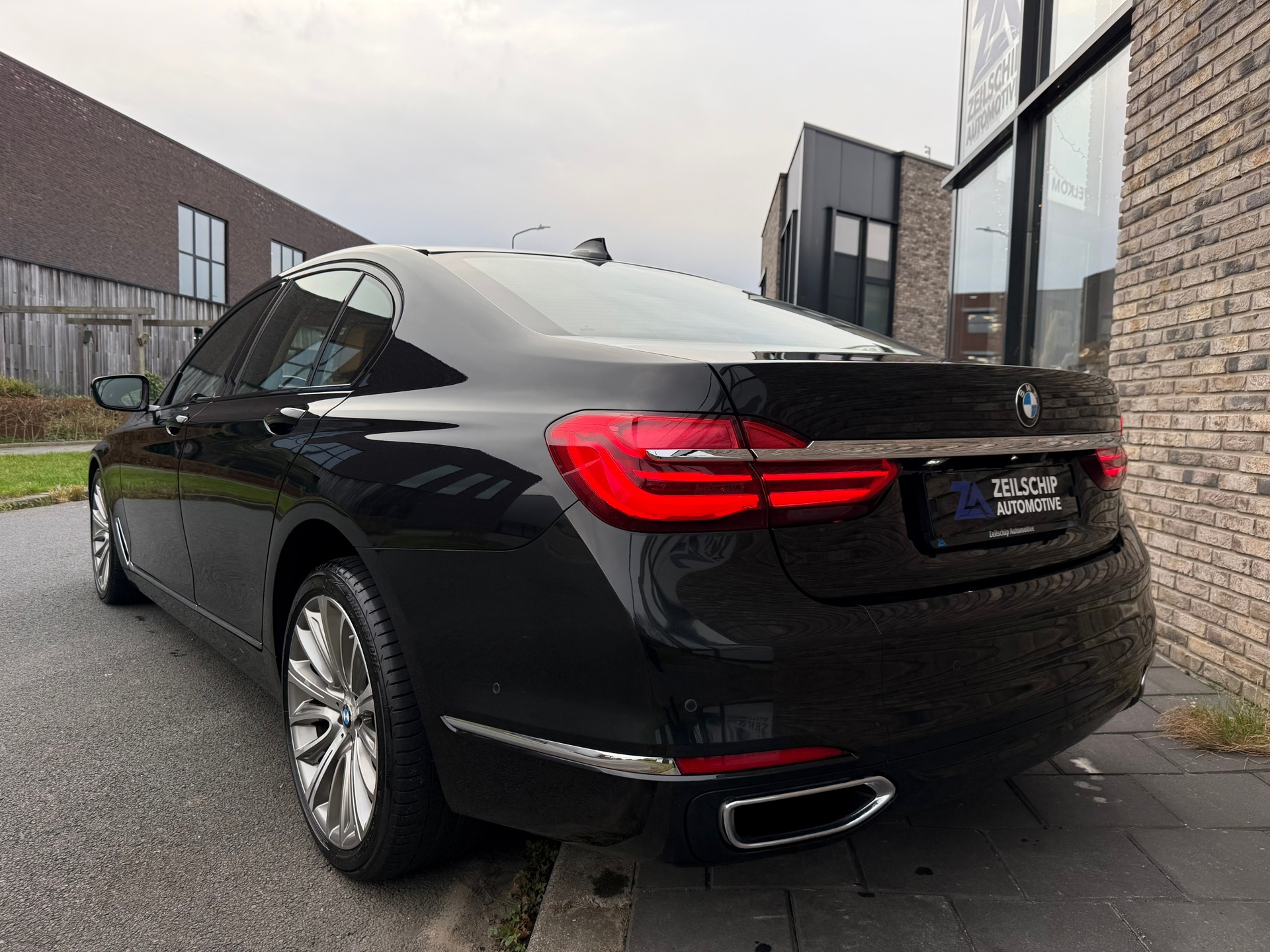 Foto van BMW 750i xDrive