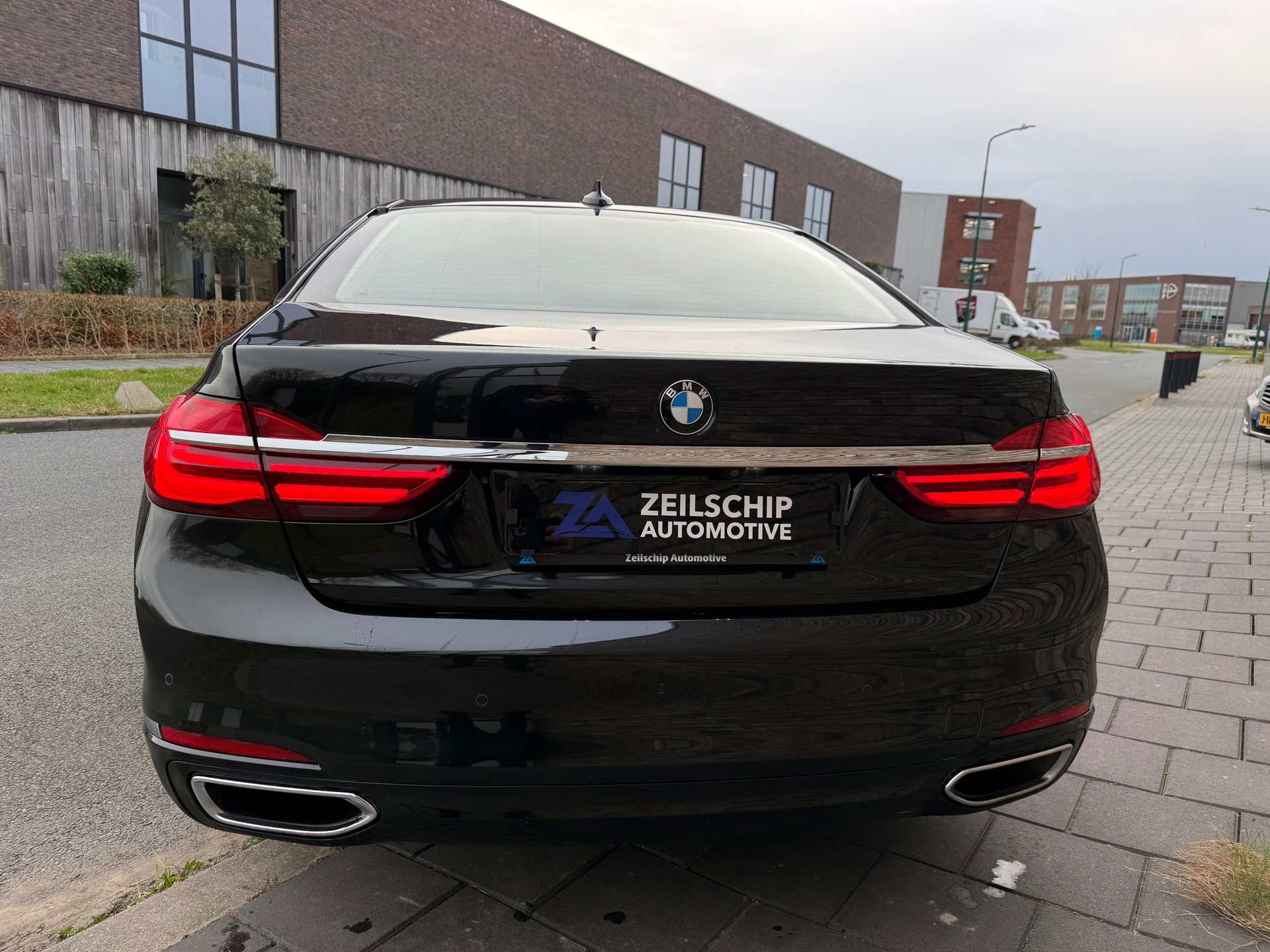 Foto van BMW 750i xDrive