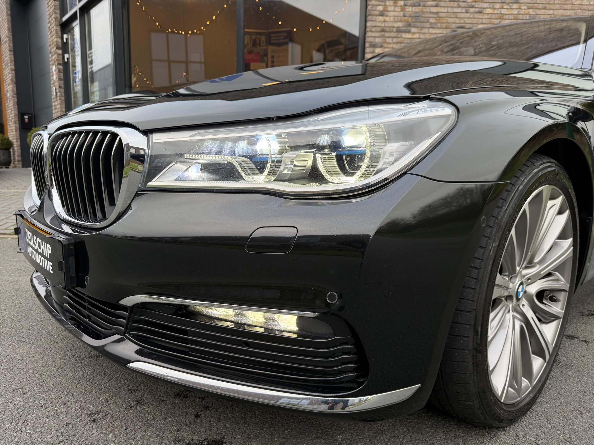 Foto van BMW 750i xDrive