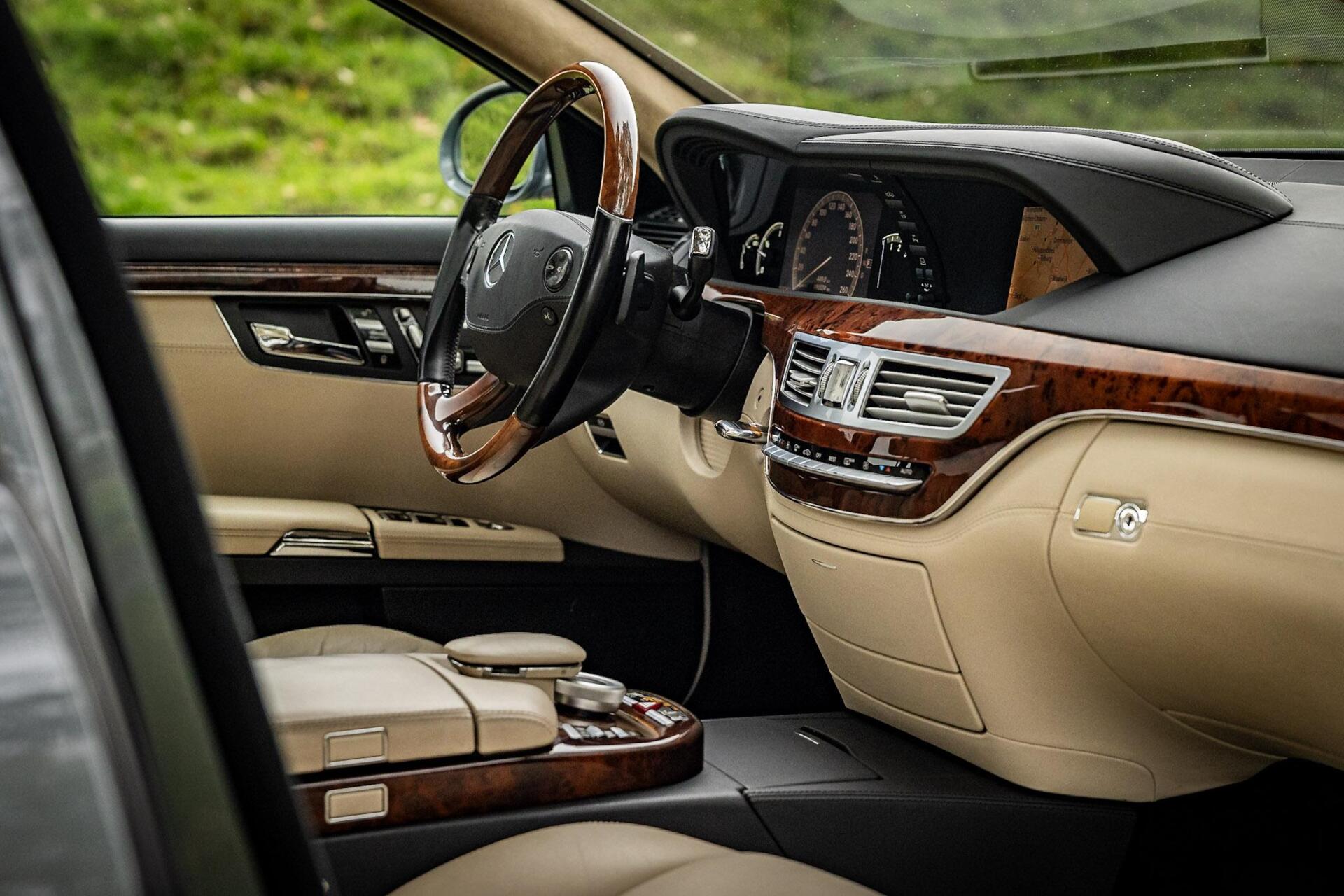 Foto van Mercedes-Benz S 450