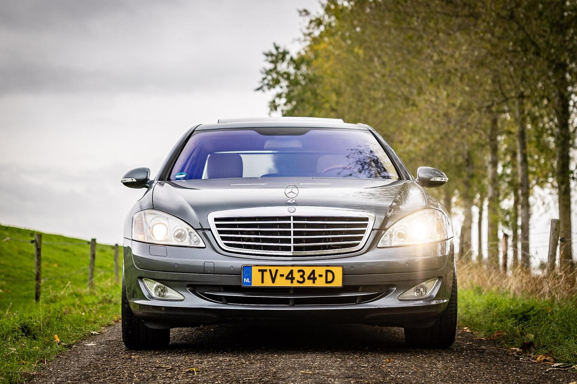 Foto van Mercedes-Benz S 450