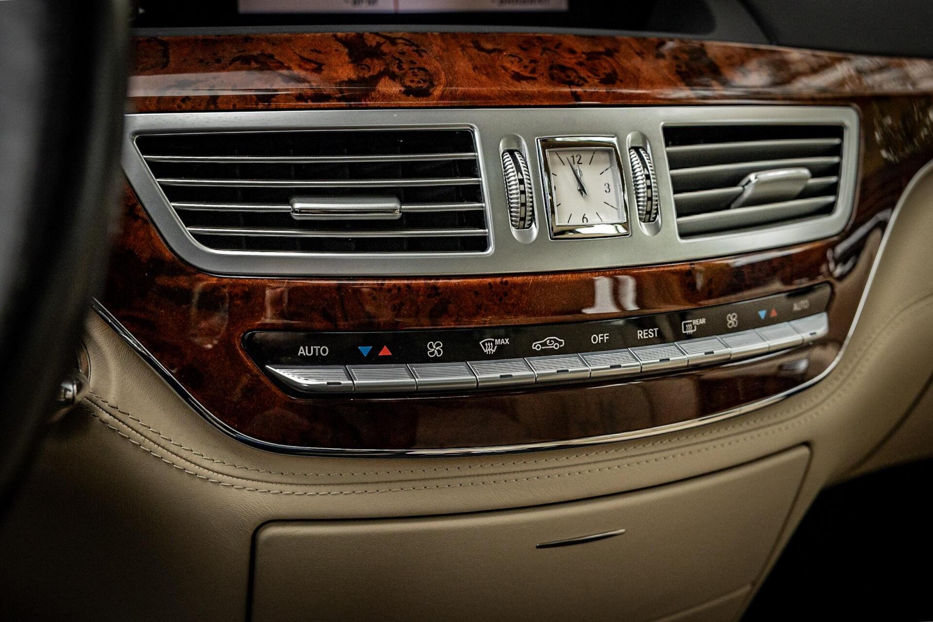 Foto van Mercedes-Benz S 450
