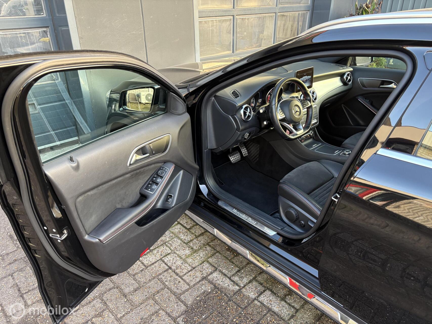 Foto van Mercedes-Benz Gla